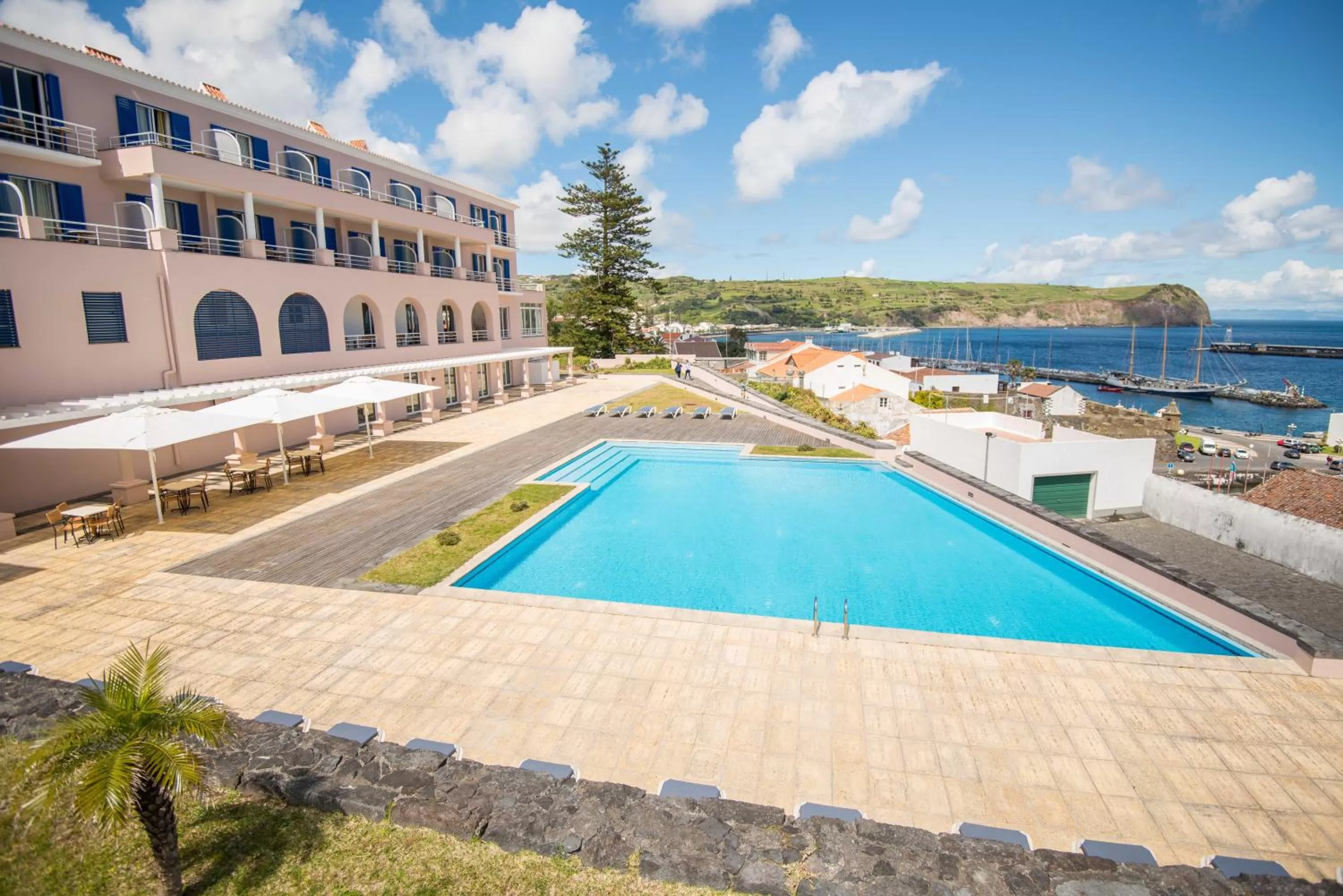 Swimming pool in Azoris Faial Garden – Resort Hotel