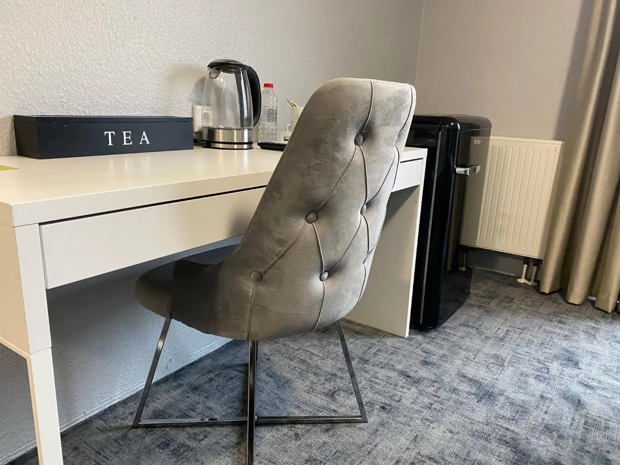 Single Room - single occupancy in Hotel Deluxe Single Room - single occupancy in Hotel Deluxe