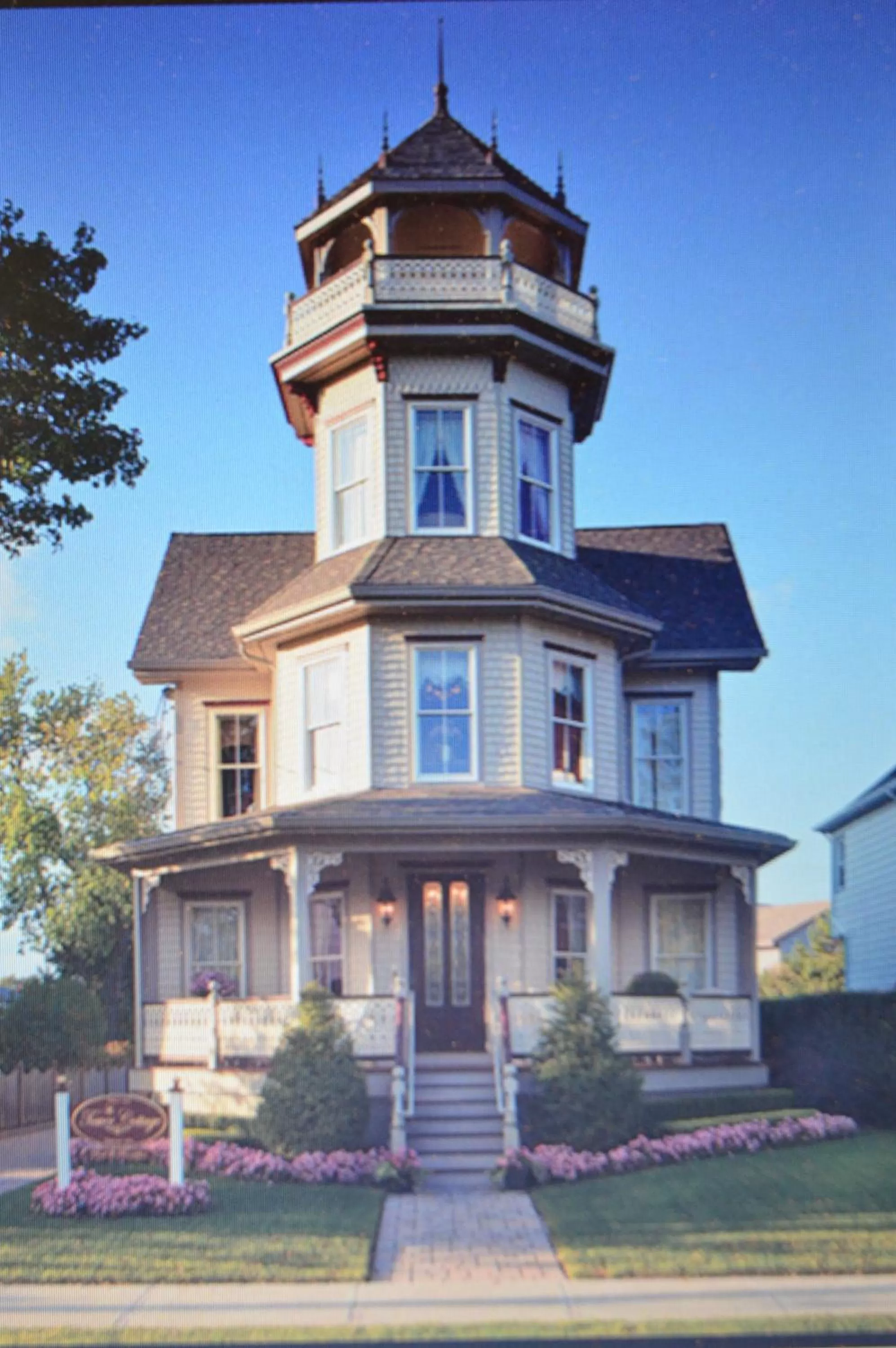 Street view, Property Building in The Tower Cottage Bed and Breakfast
