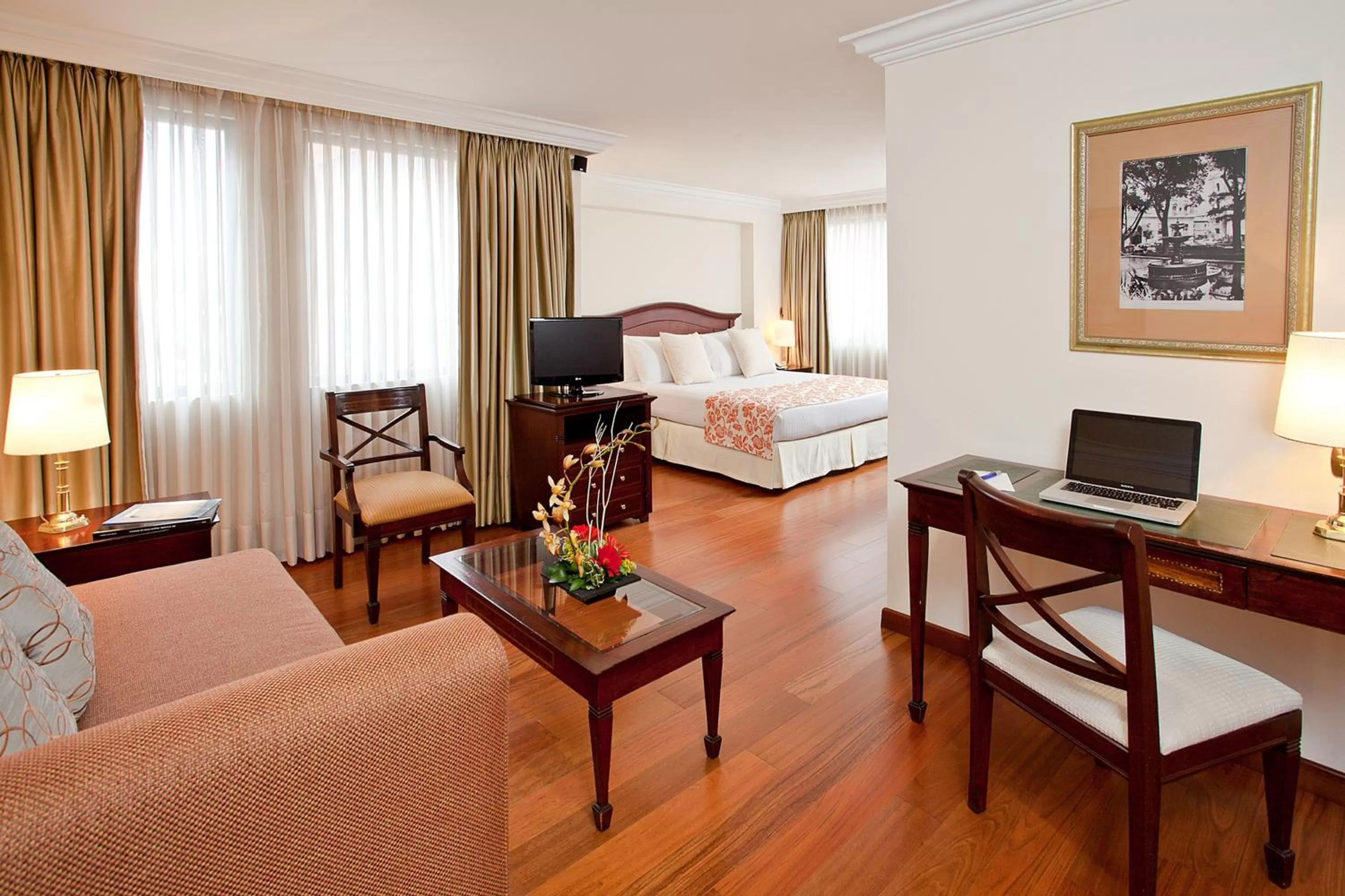 Bed in Santafe Boutique Hotel