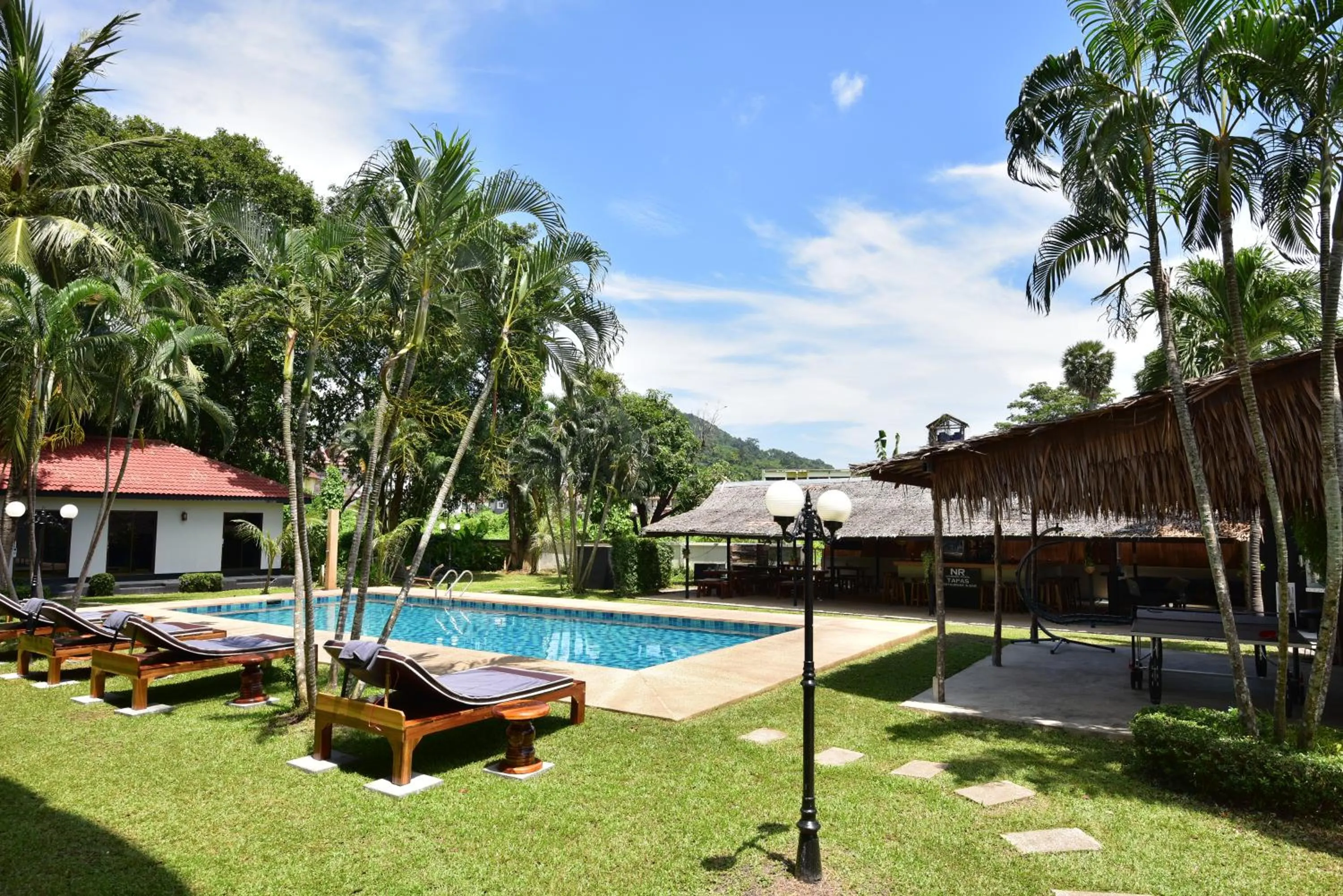 Apartment with Balcony in NR Nanai Patong