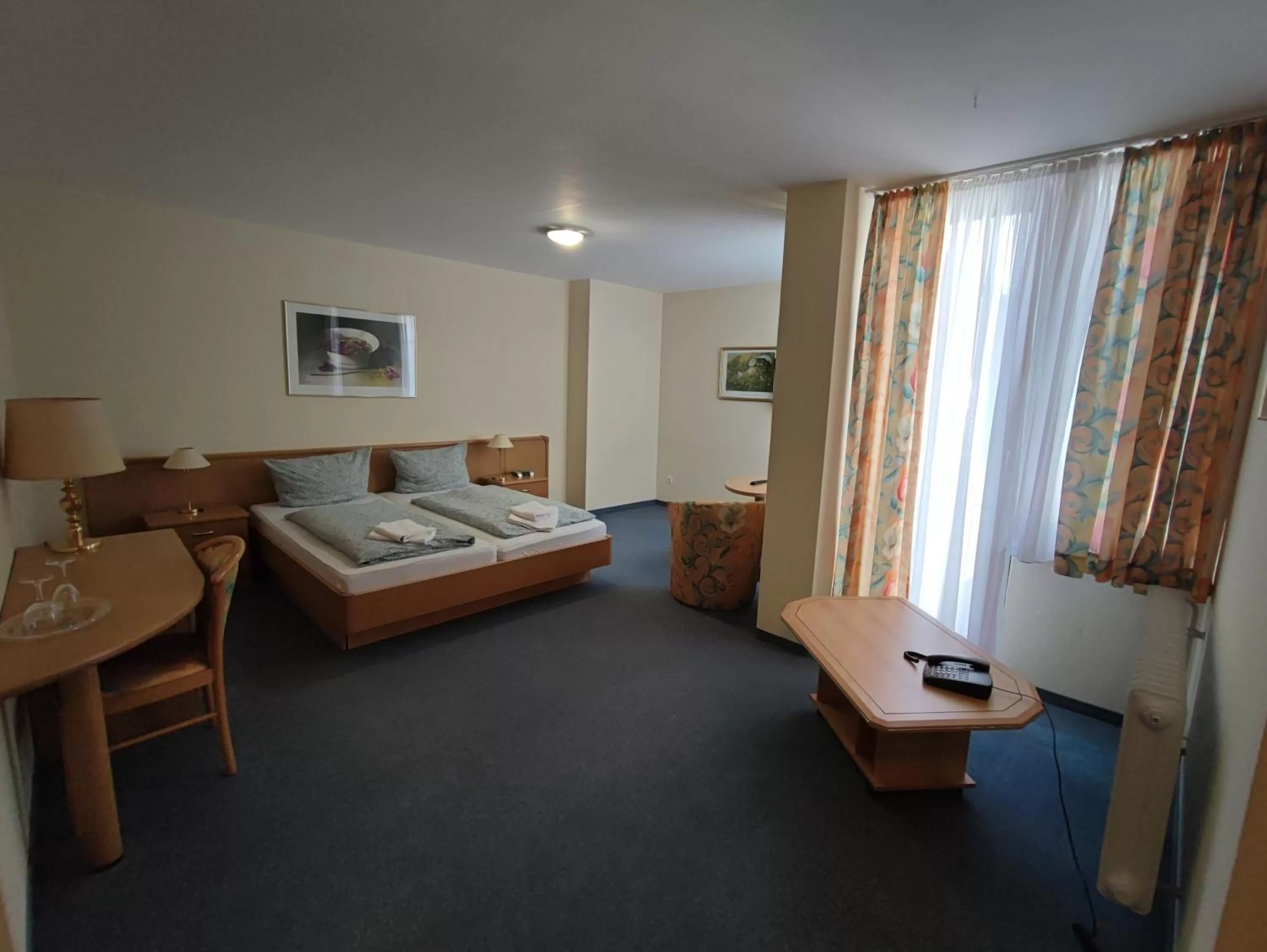 Bedroom, Bed in HOTEL Schiff