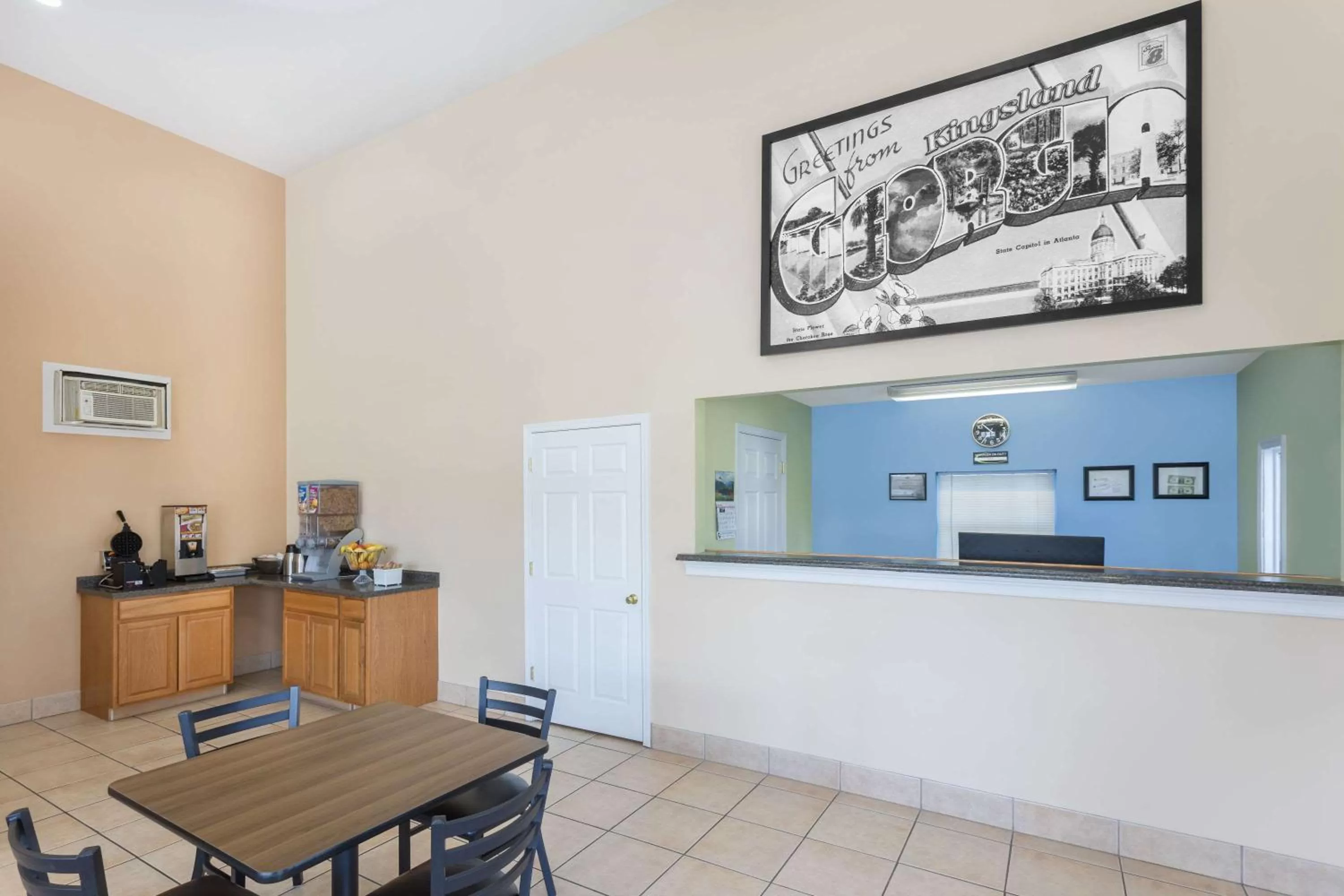 Lobby or reception in Super 8 By Wyndham Kingsland I-95 Naval Base Area