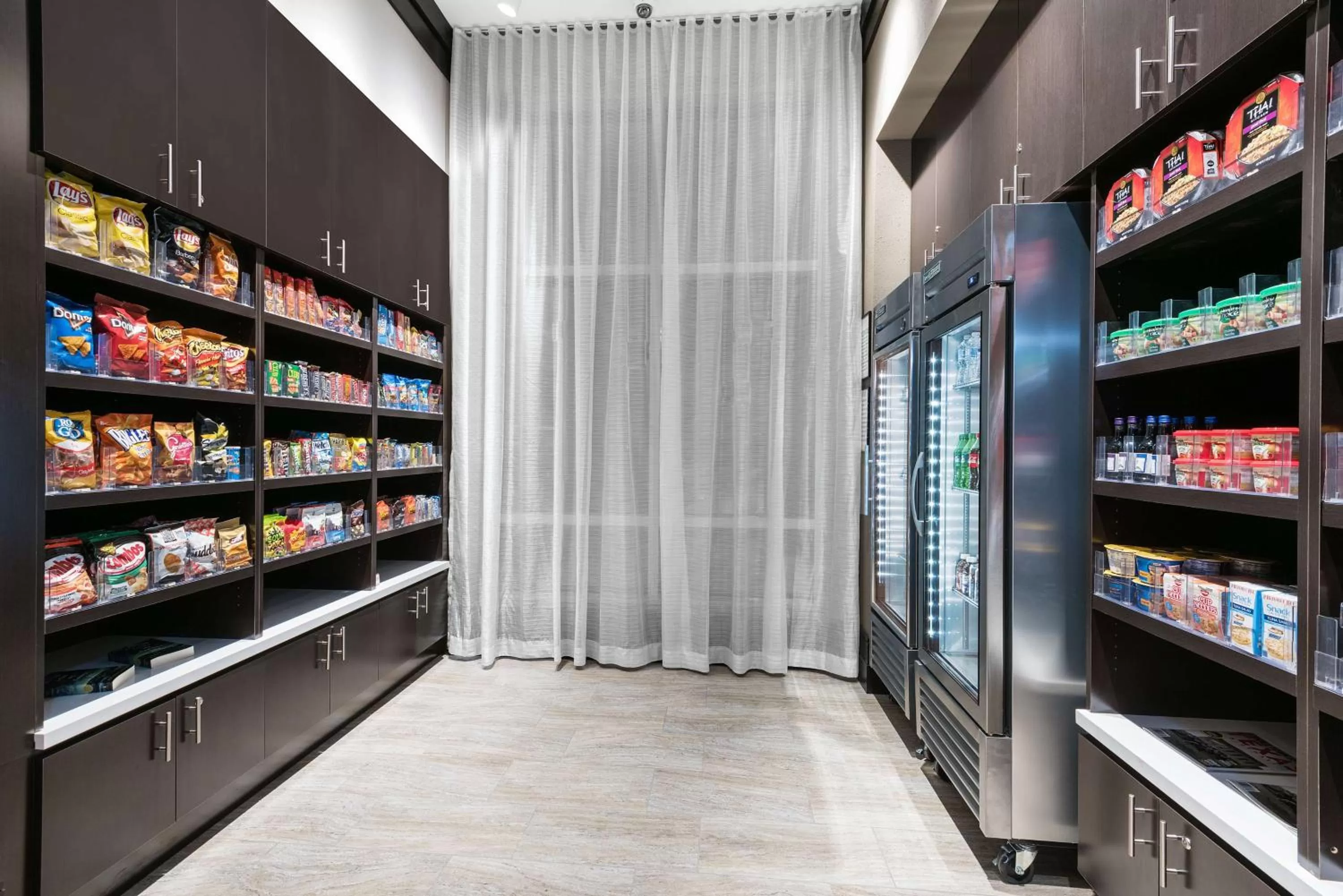 Restaurant/places to eat in Embassy Suites By Hilton College Station