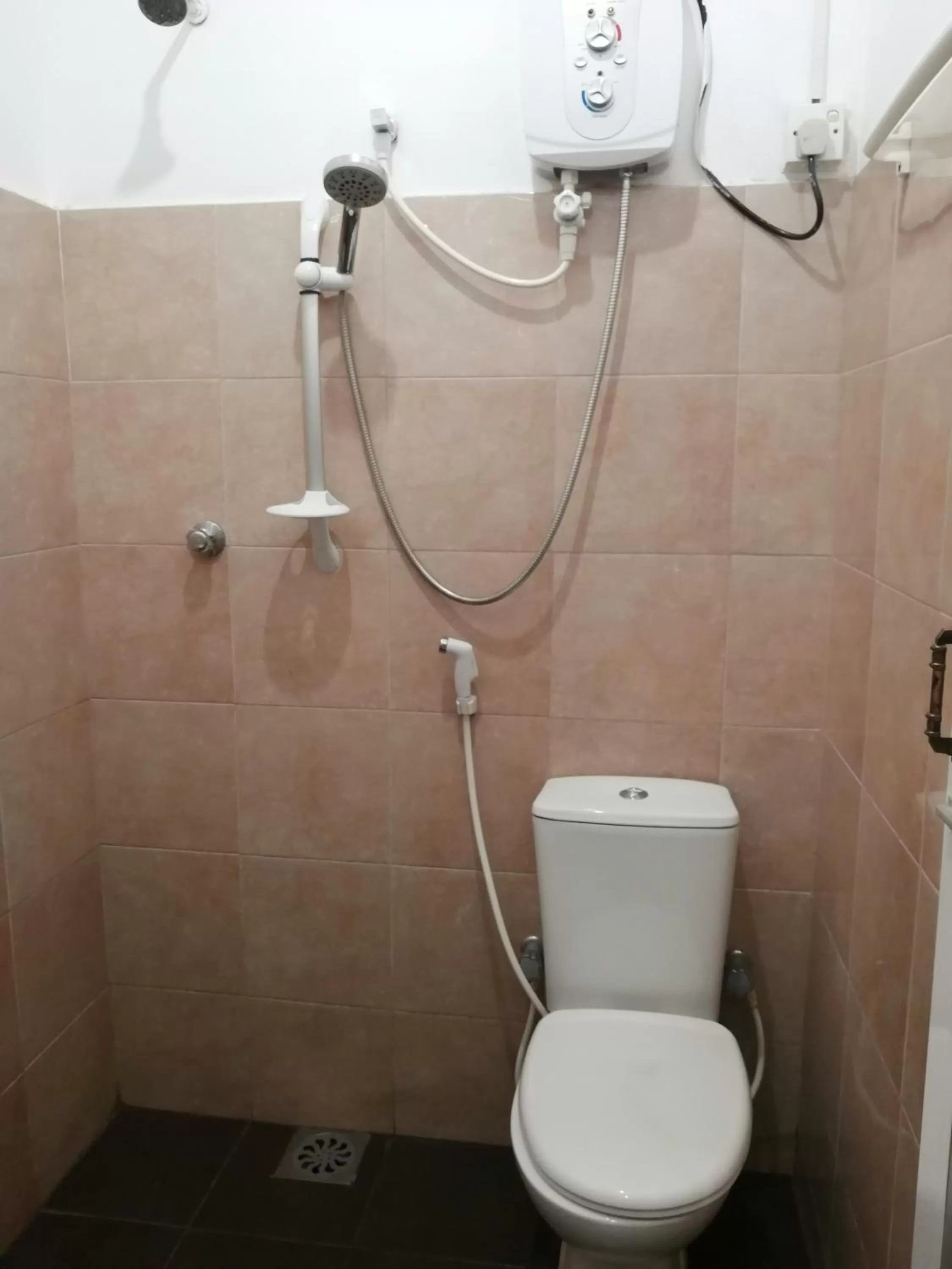 Toilet in JKAB Park Hotel