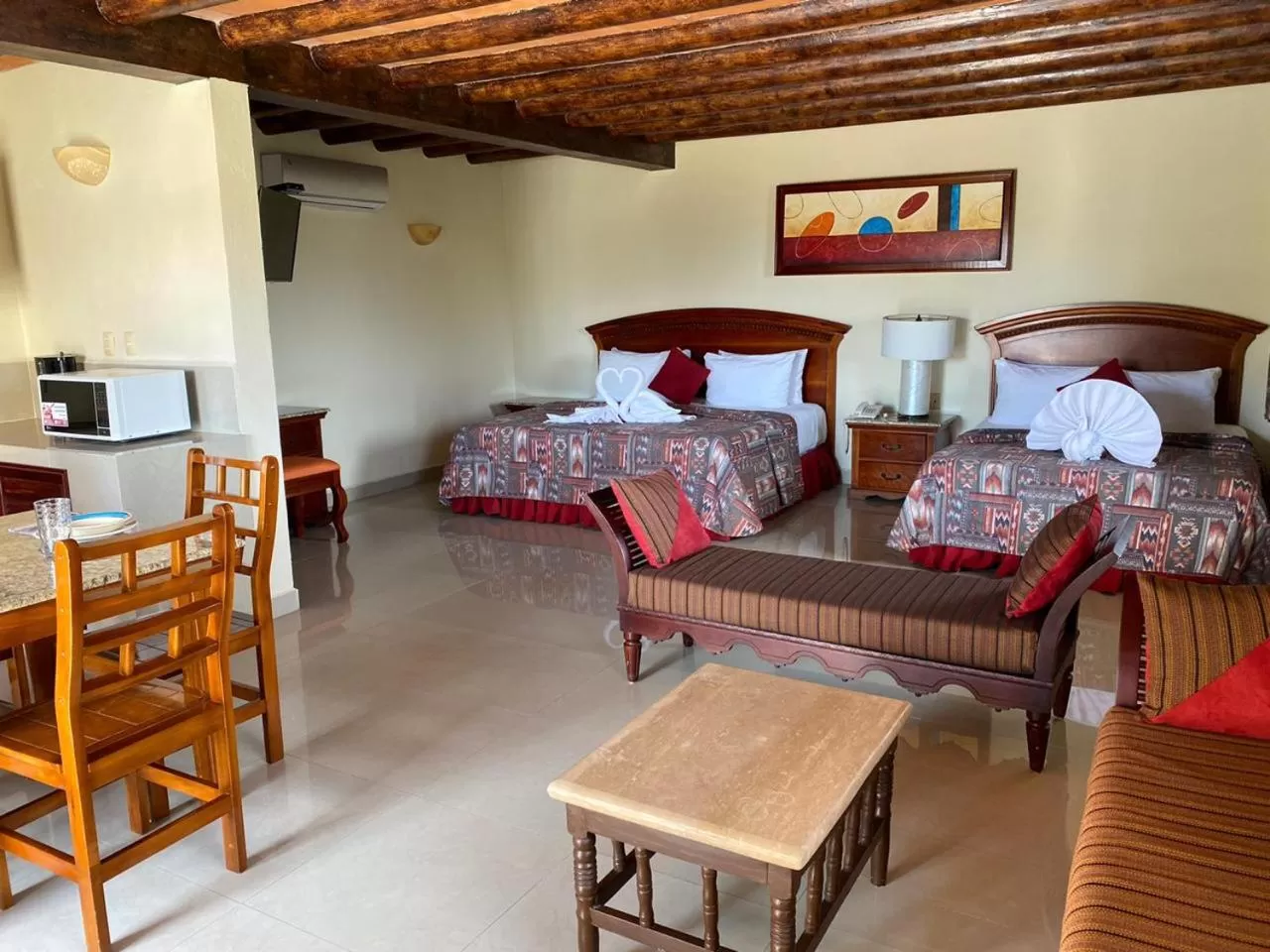 Photo of the whole room, Bed in Hotel El Campanario Playa del Carmen