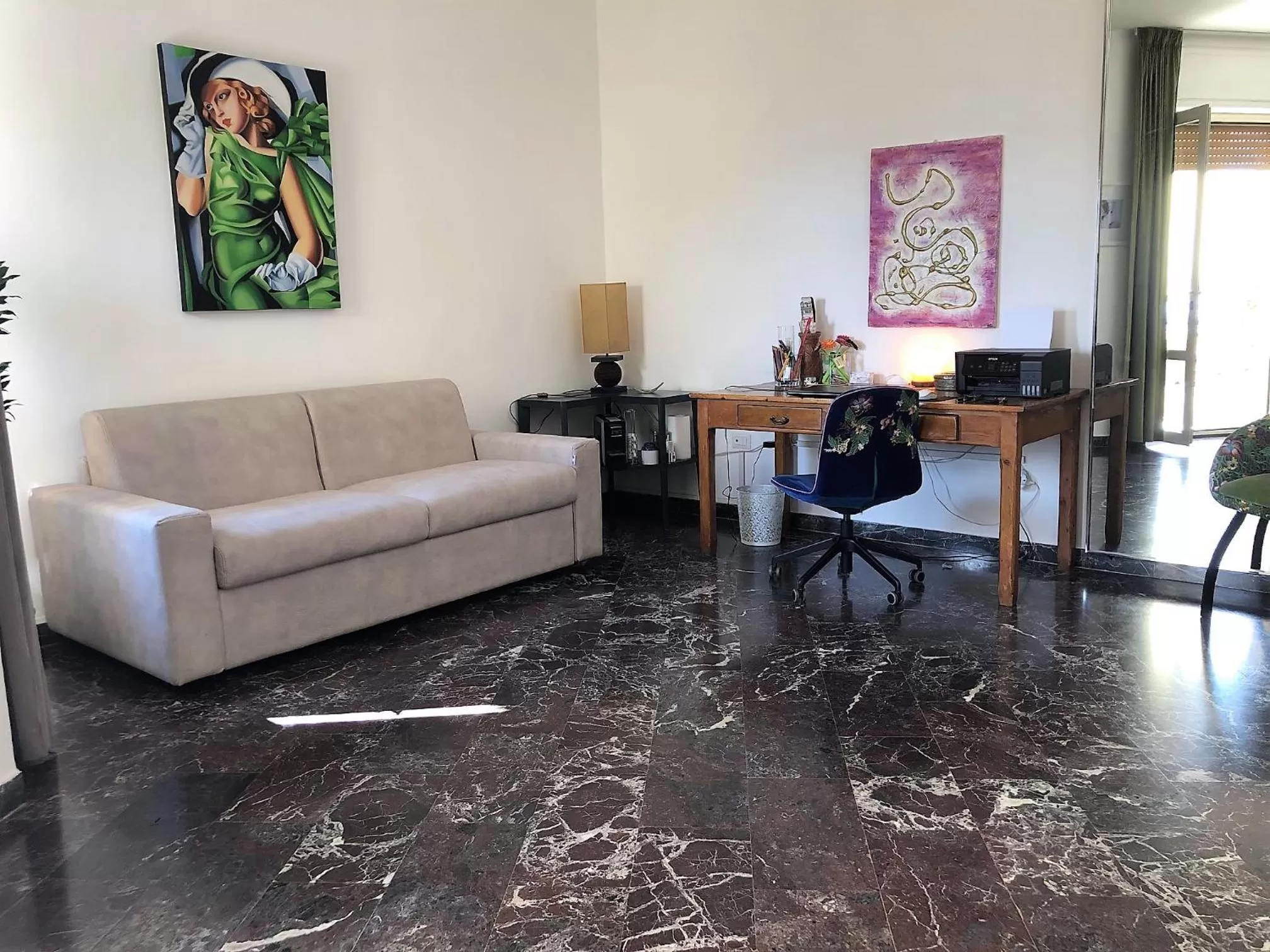 Seating Area in B&B Fashion style