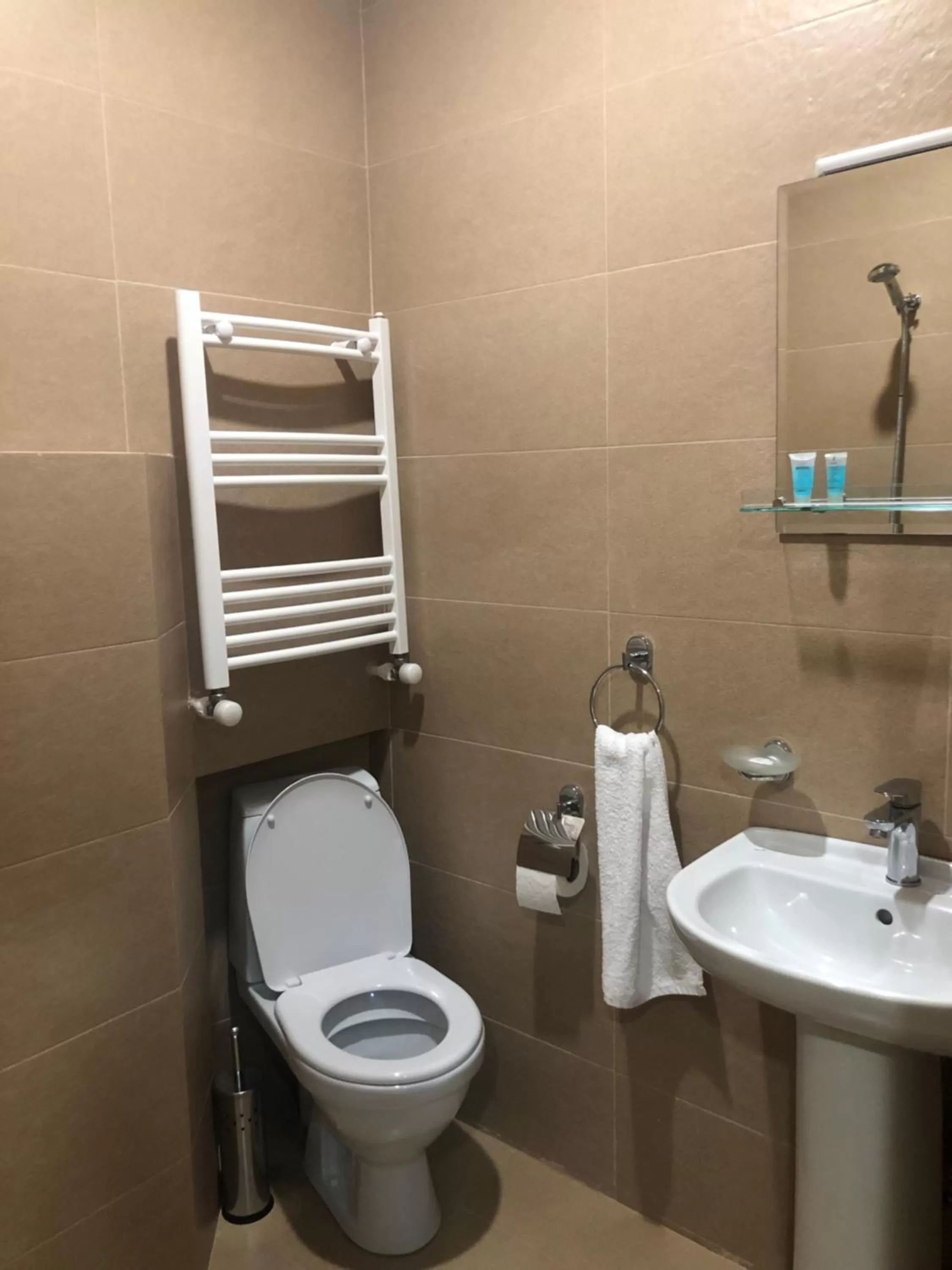 Borjomi Yellow Hotel