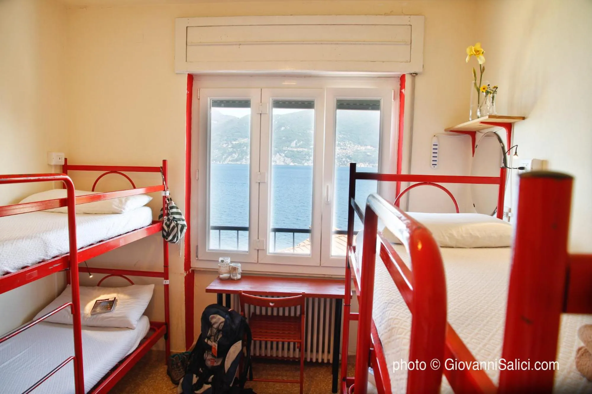 Bed in Lake Como Hostel