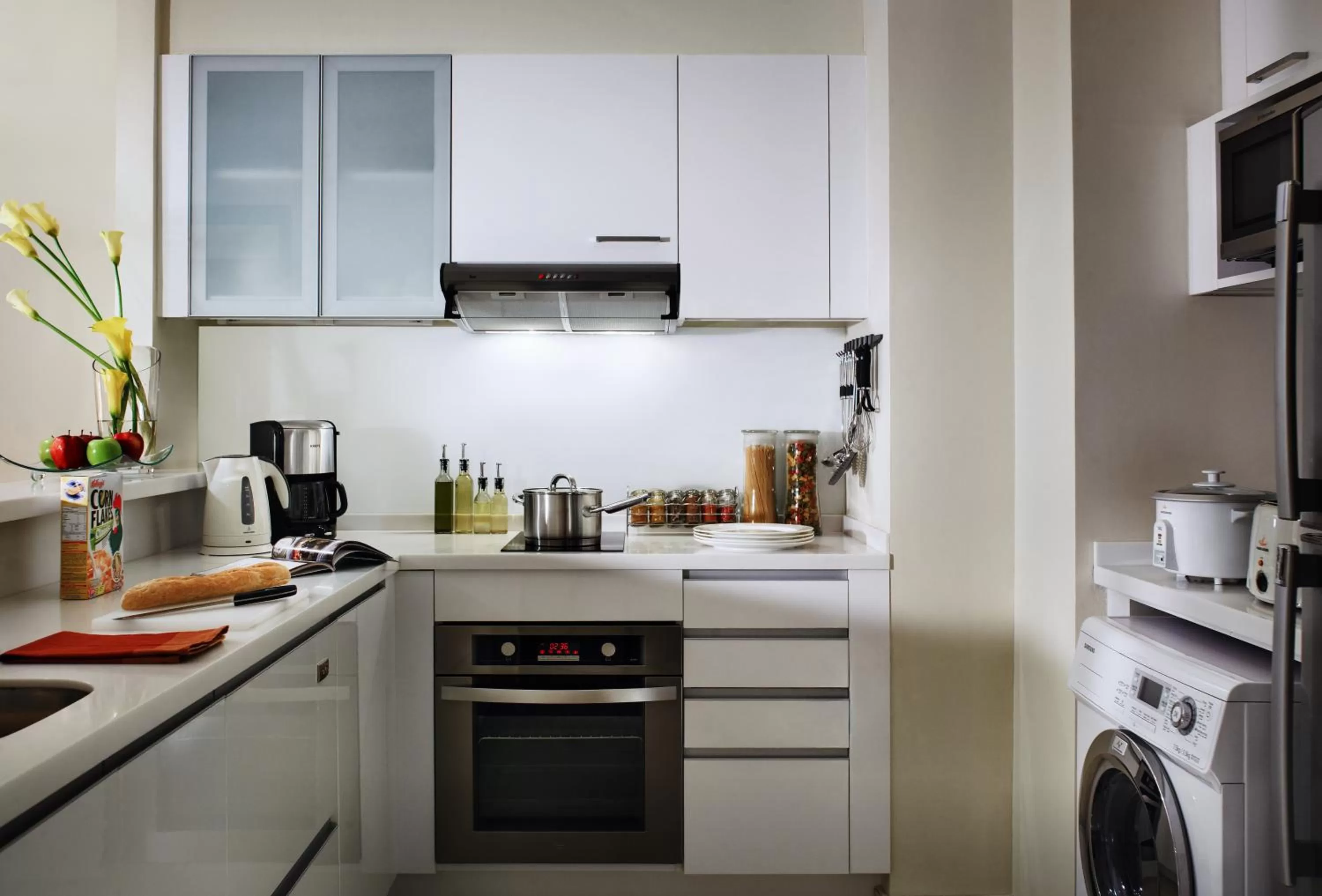 Kitchen or kitchenette in Joy Nostalg Hotel and Suites Manila Managed by The Ascott Limited