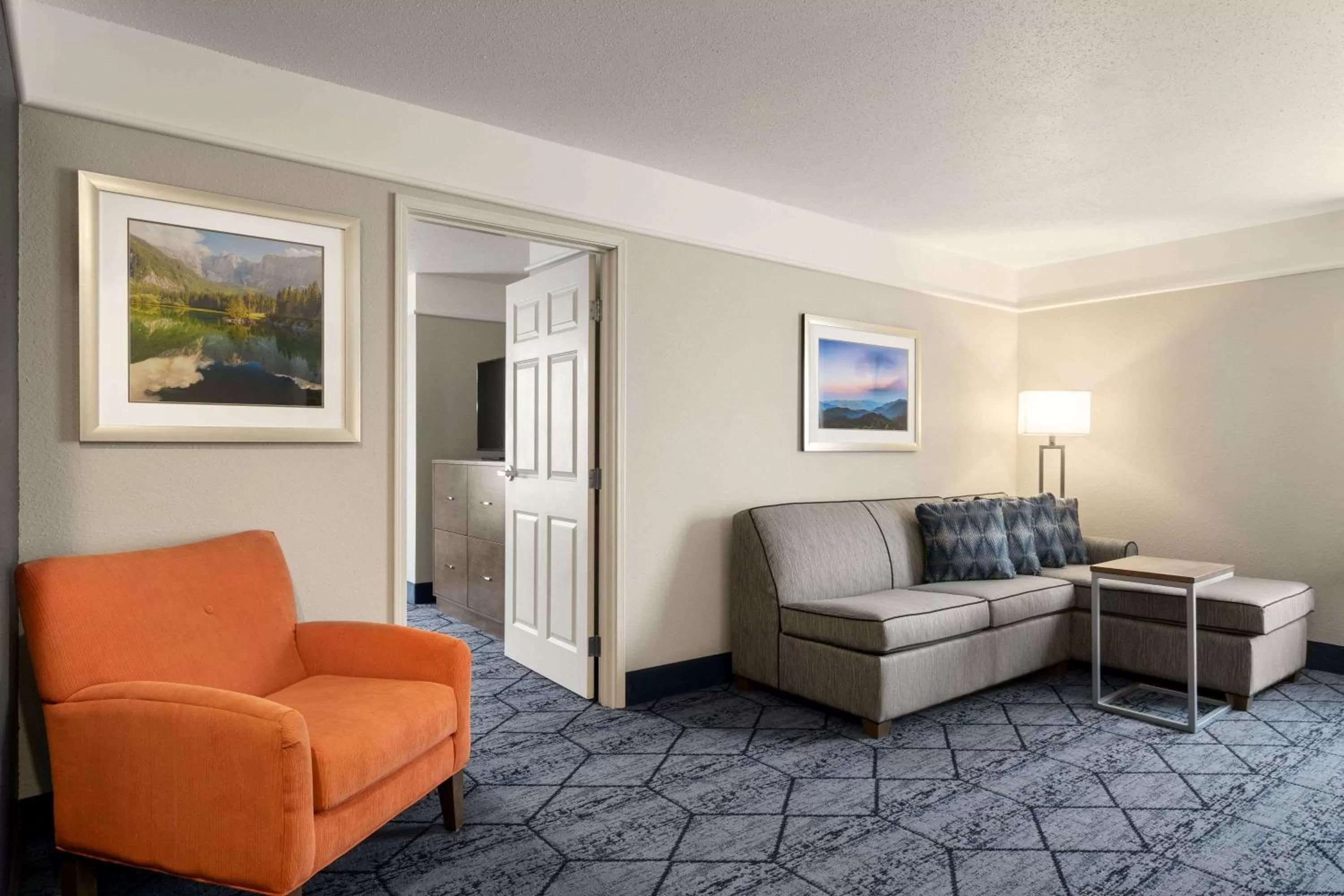 Photo of the whole room in La Quinta Inn and Suites by Wyndham at WaTiki Waterpark