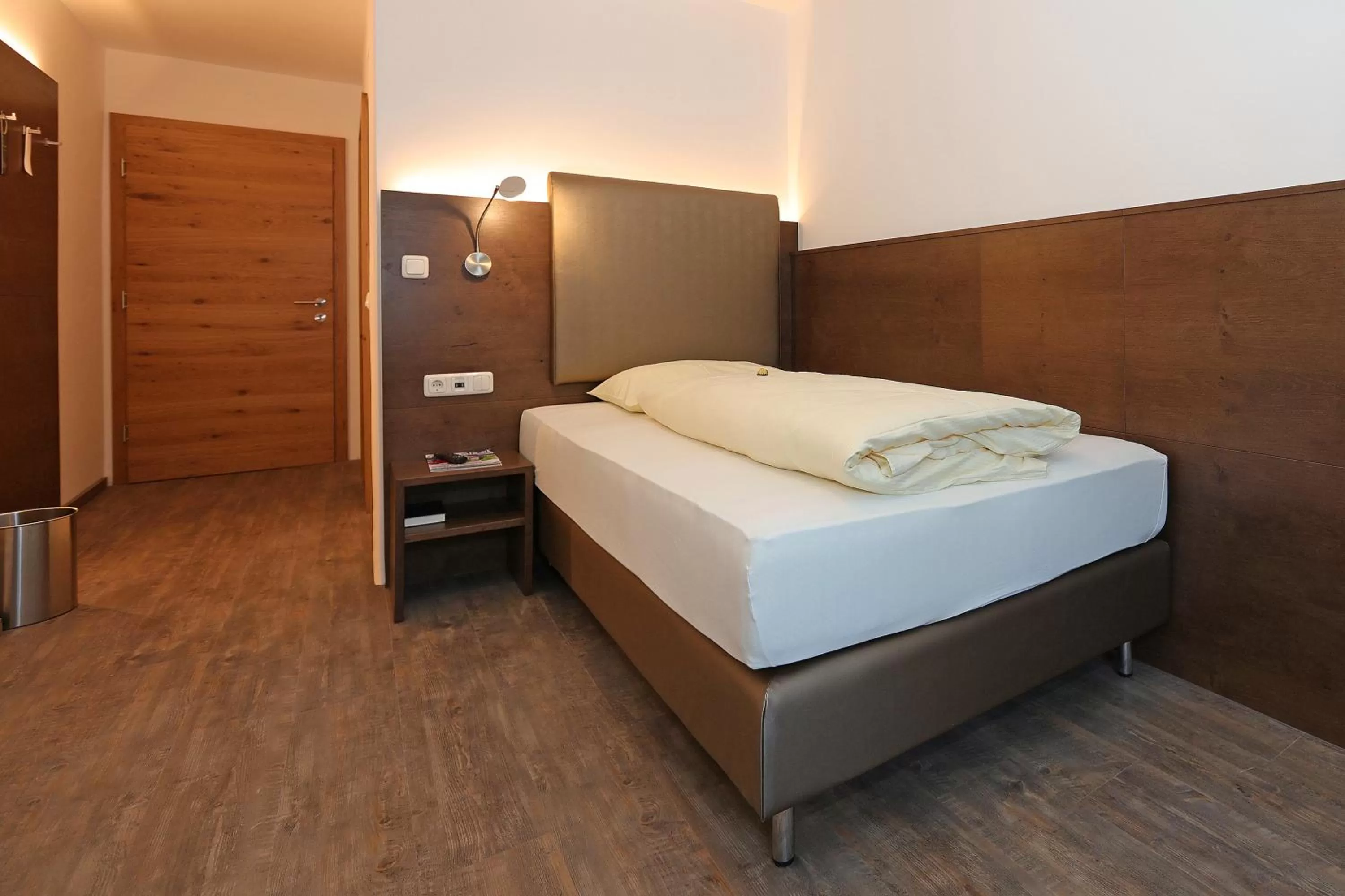 Photo of the whole room, Bed in Der Kaiserhof Ried