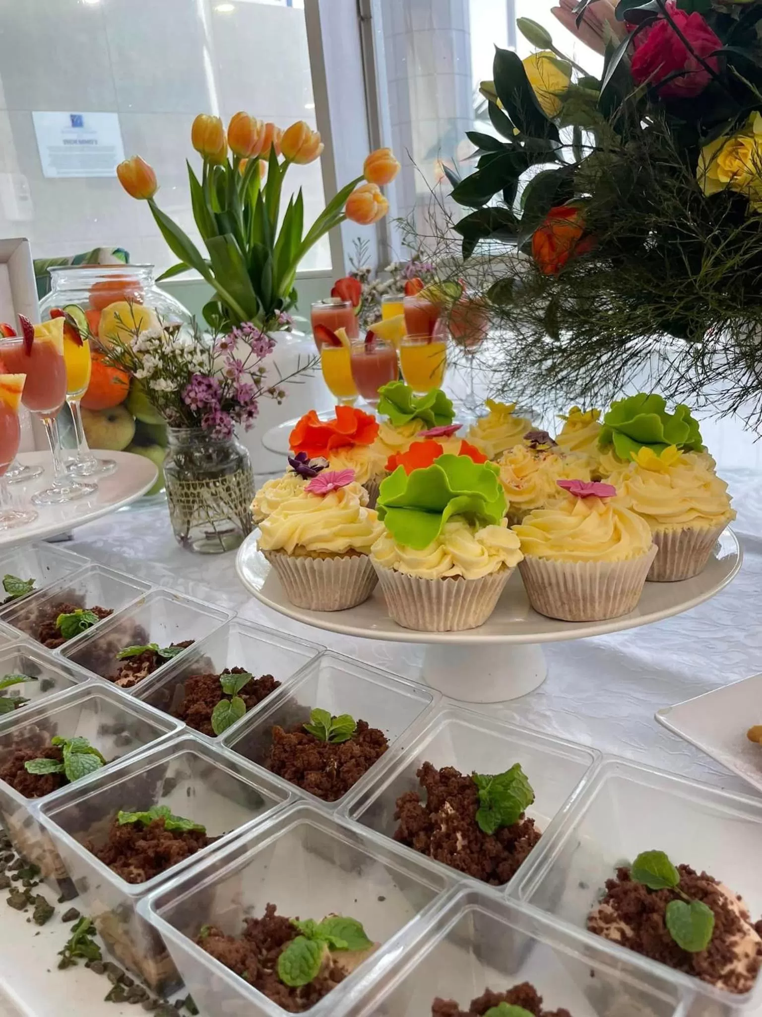 Food in Gooderson Tropicana Hotel