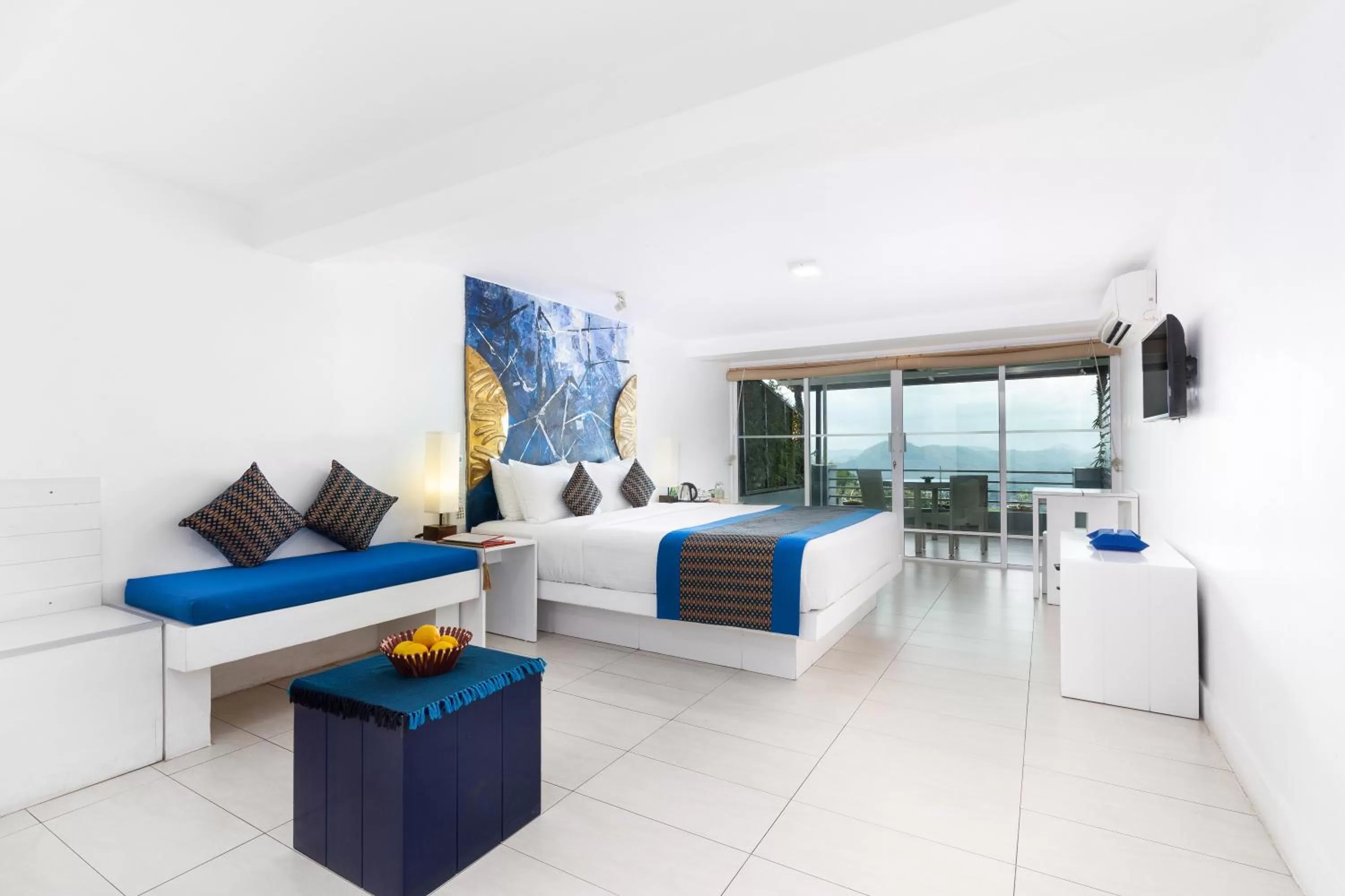 Bed in The Theva Residency