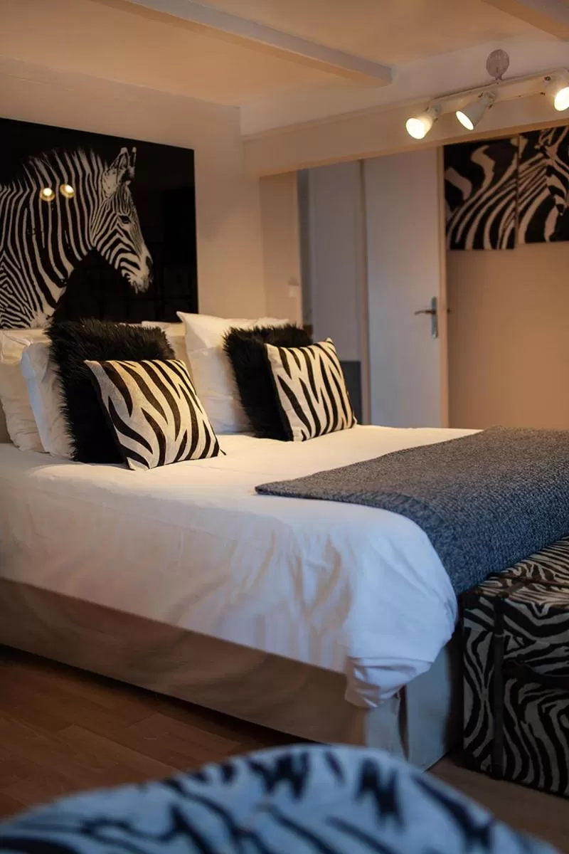 Bedroom, Bed in Bienvenue Chez Nous