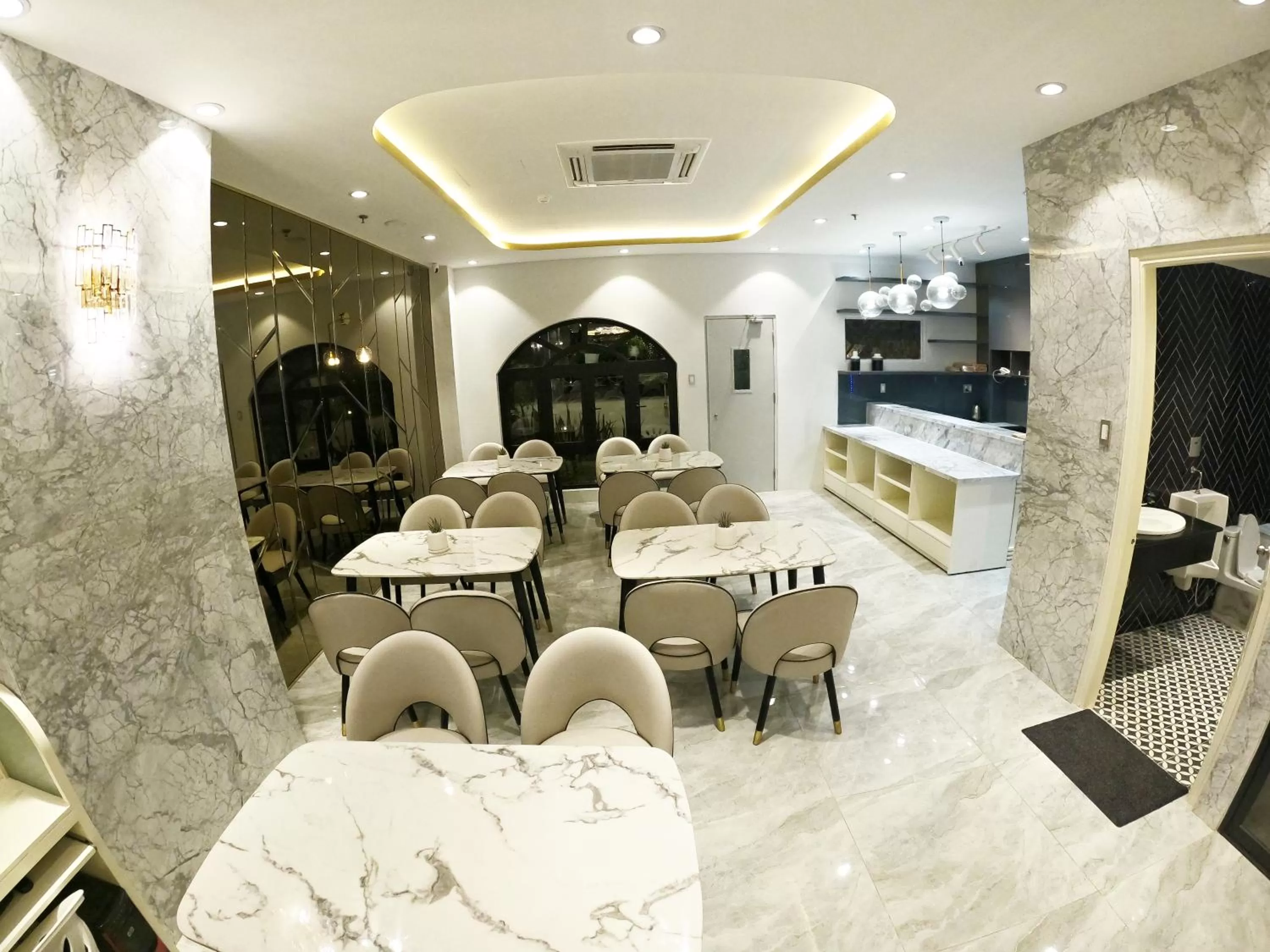 Banquet/Function facilities in Dinh Phat Hotel