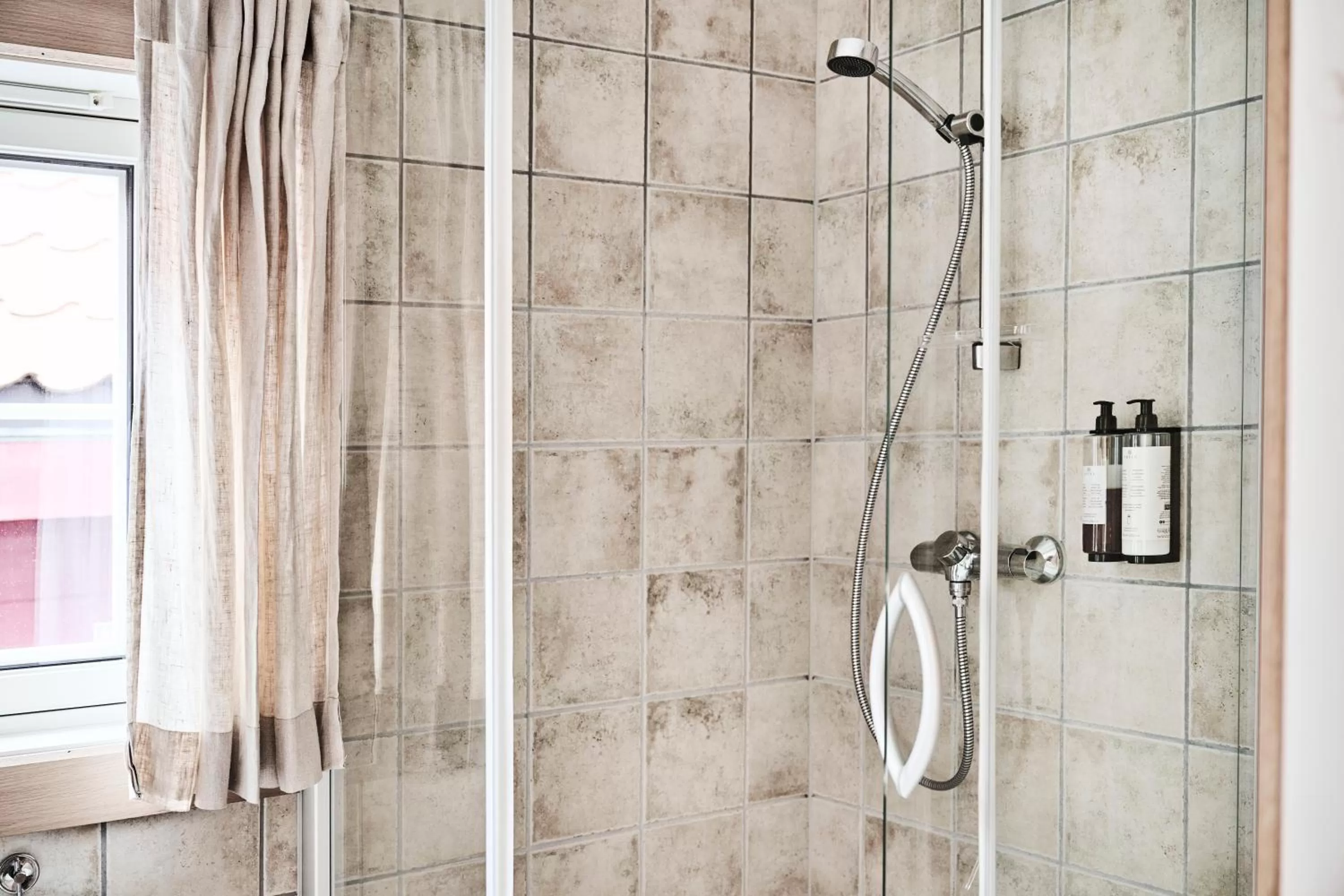 Shower in Farsund Resort