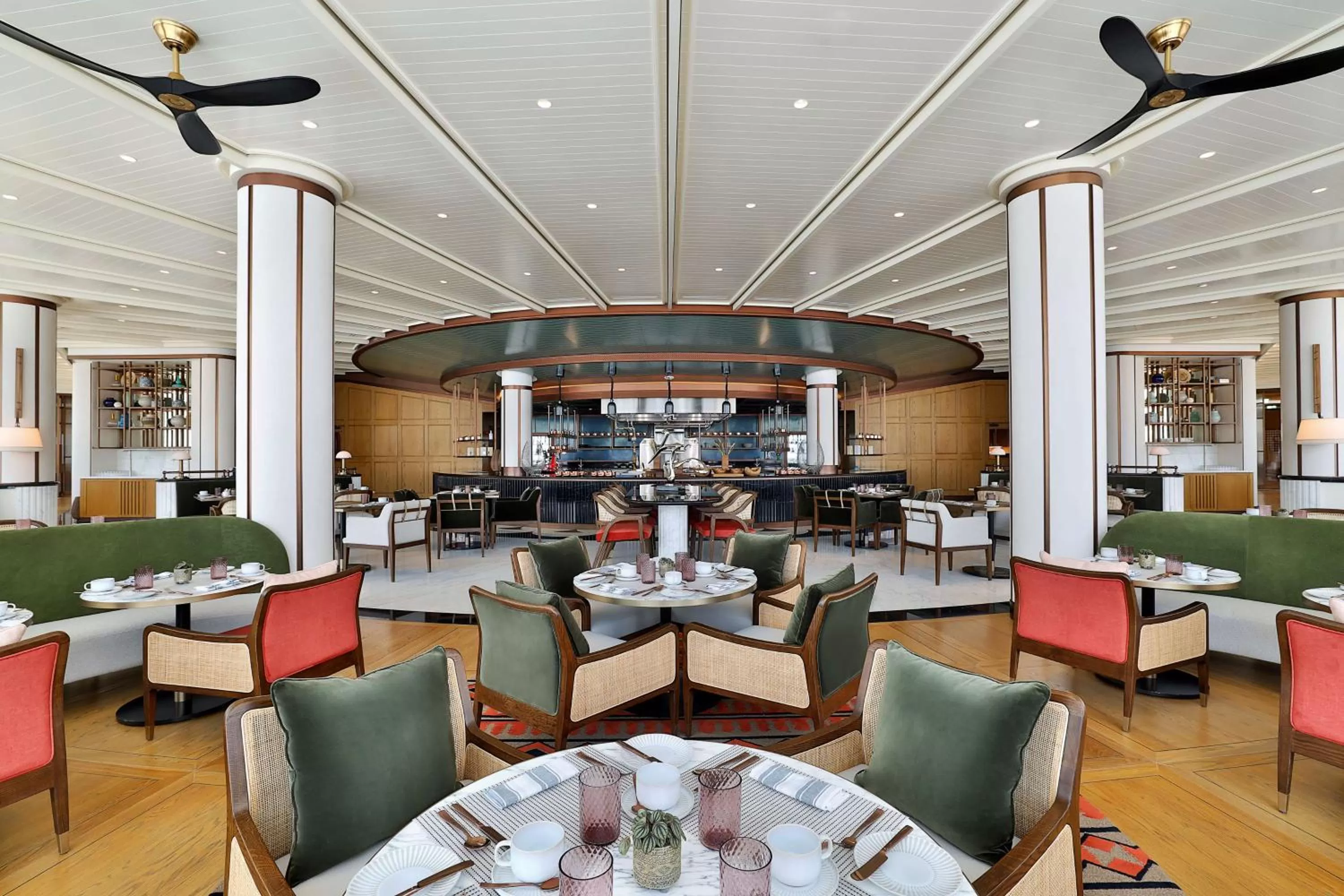 Restaurant/places to eat in Waldorf Astoria Doha Lusail