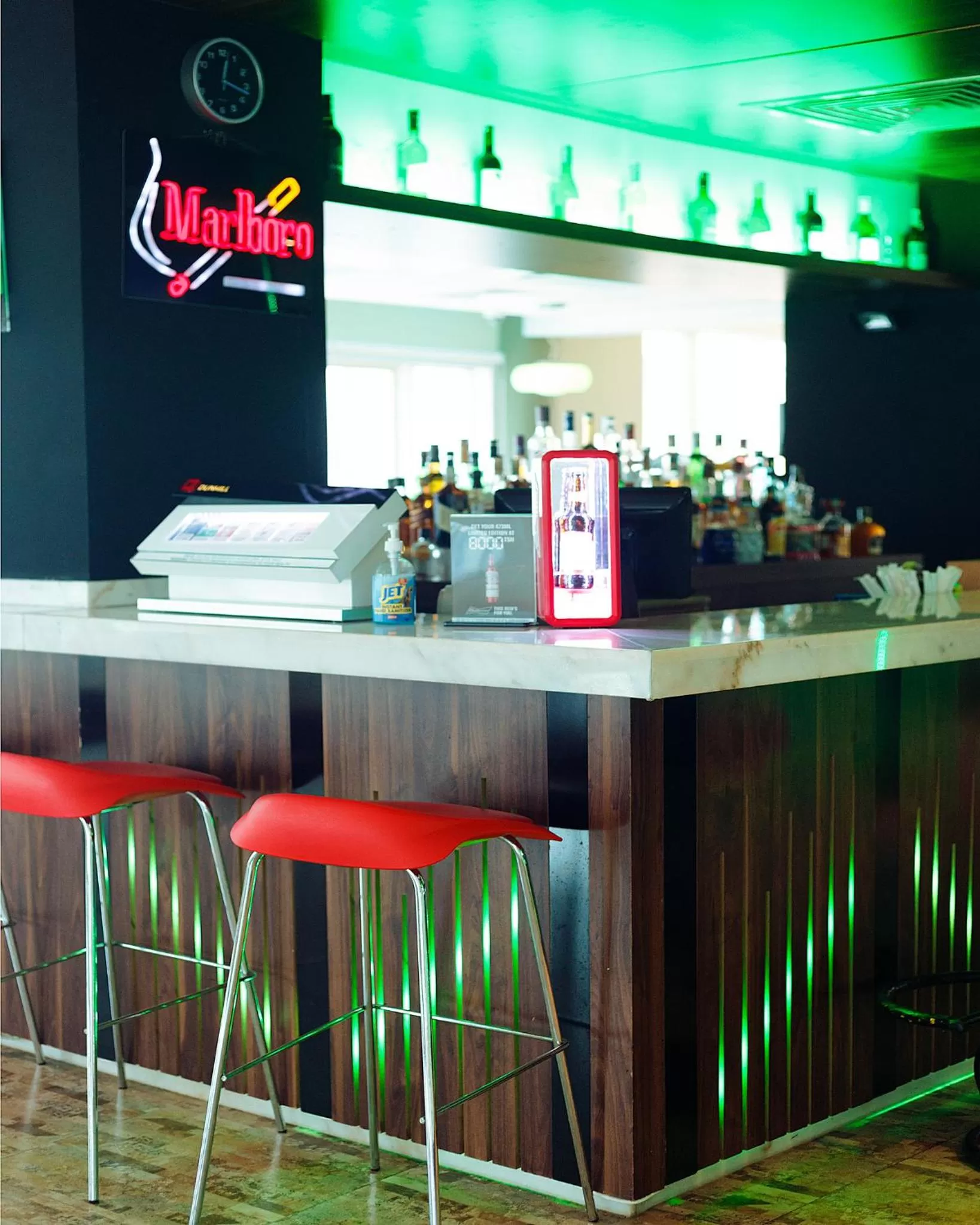 Lounge or bar in Holiday Inn Dar Es Salaam by IHG