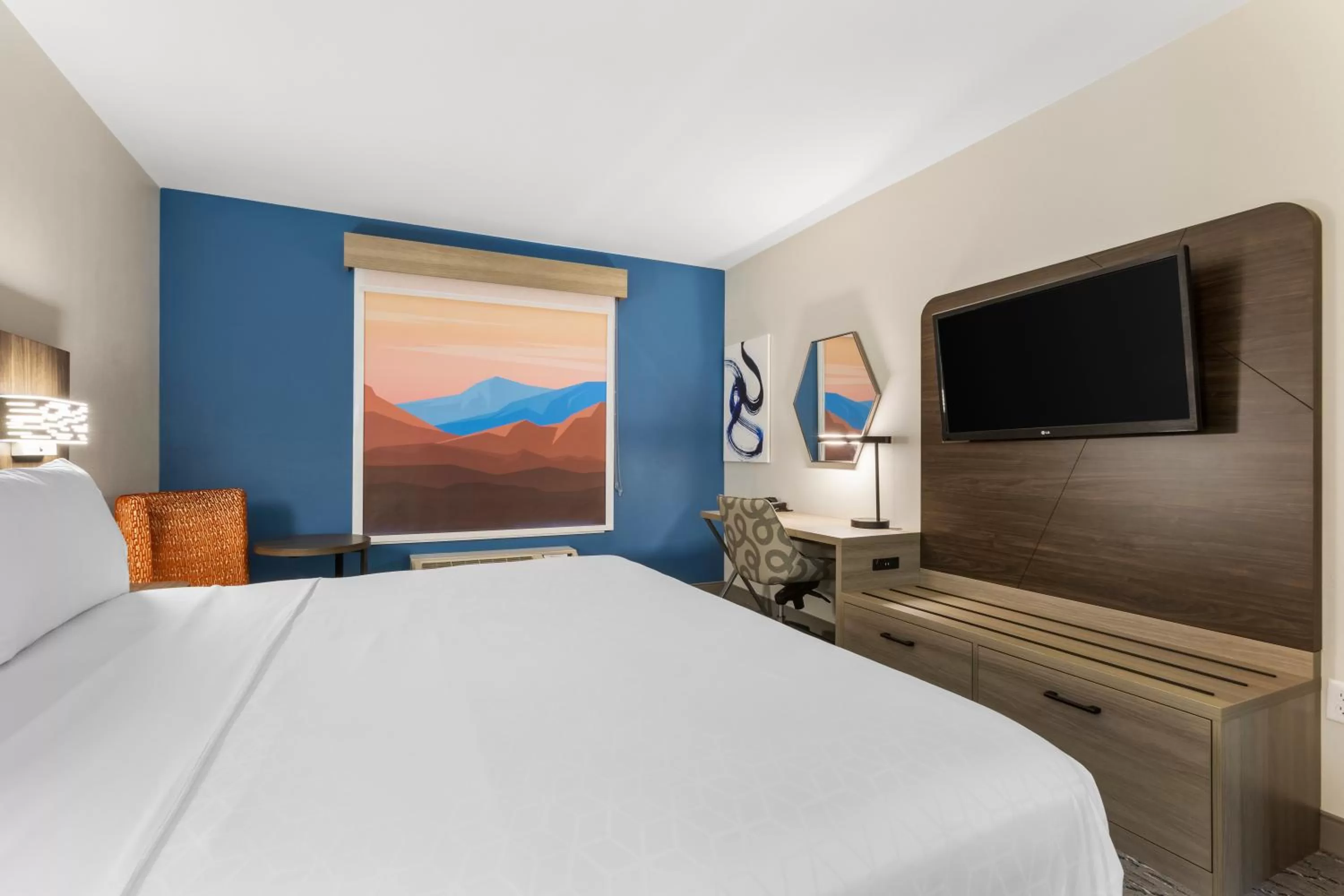 Bed in Holiday Inn Express Belgrade-Bozeman Area by IHG