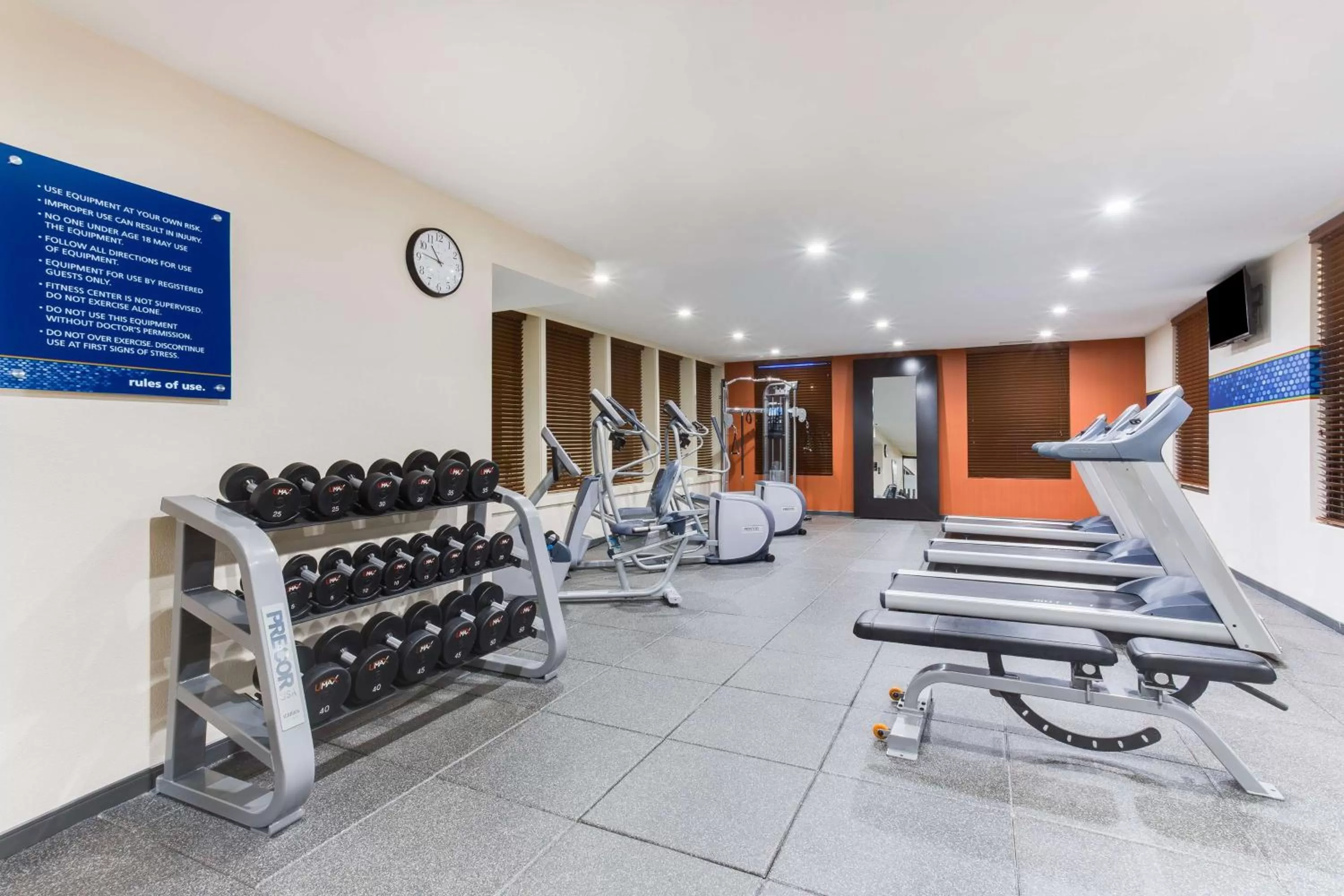 Fitness centre/facilities in Hampton Inn Norcross
