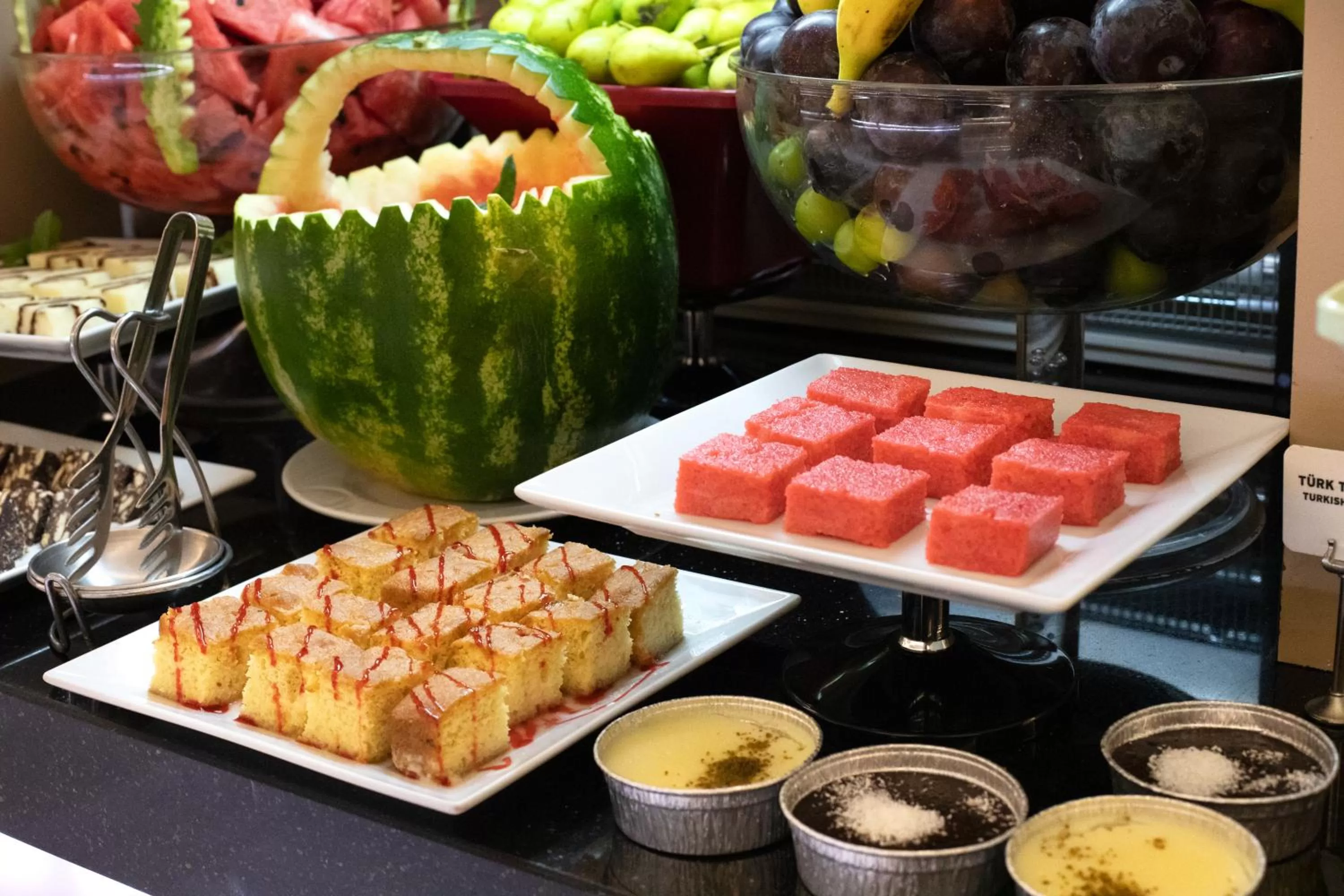 Restaurant/places to eat in Orka Royal Hotel & Spa