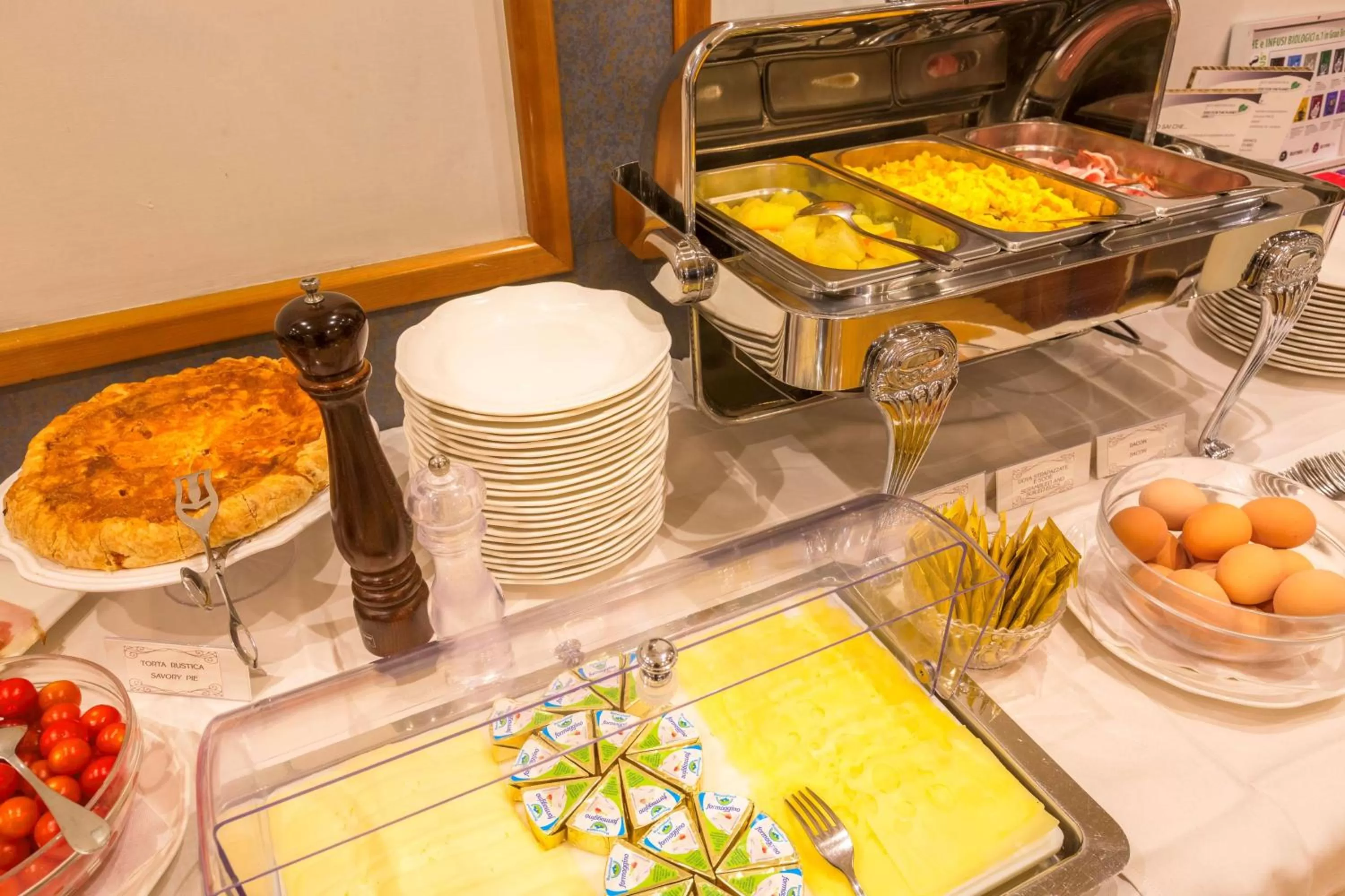 Restaurant/places to eat in Best Western Hotel Artdeco