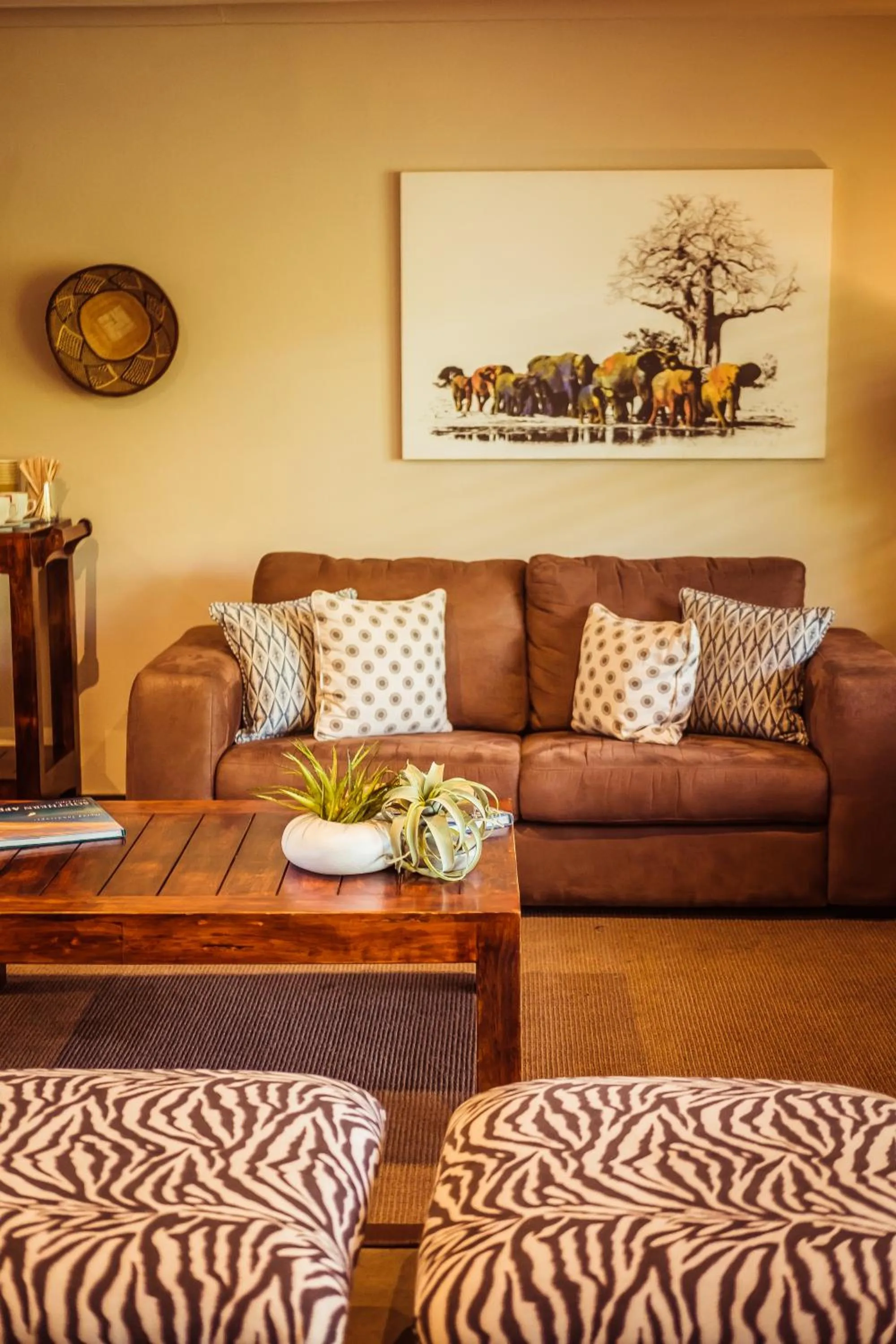 Communal lounge/ TV room in Bushveld Terrace Safari Hotel, Lodge & Spa