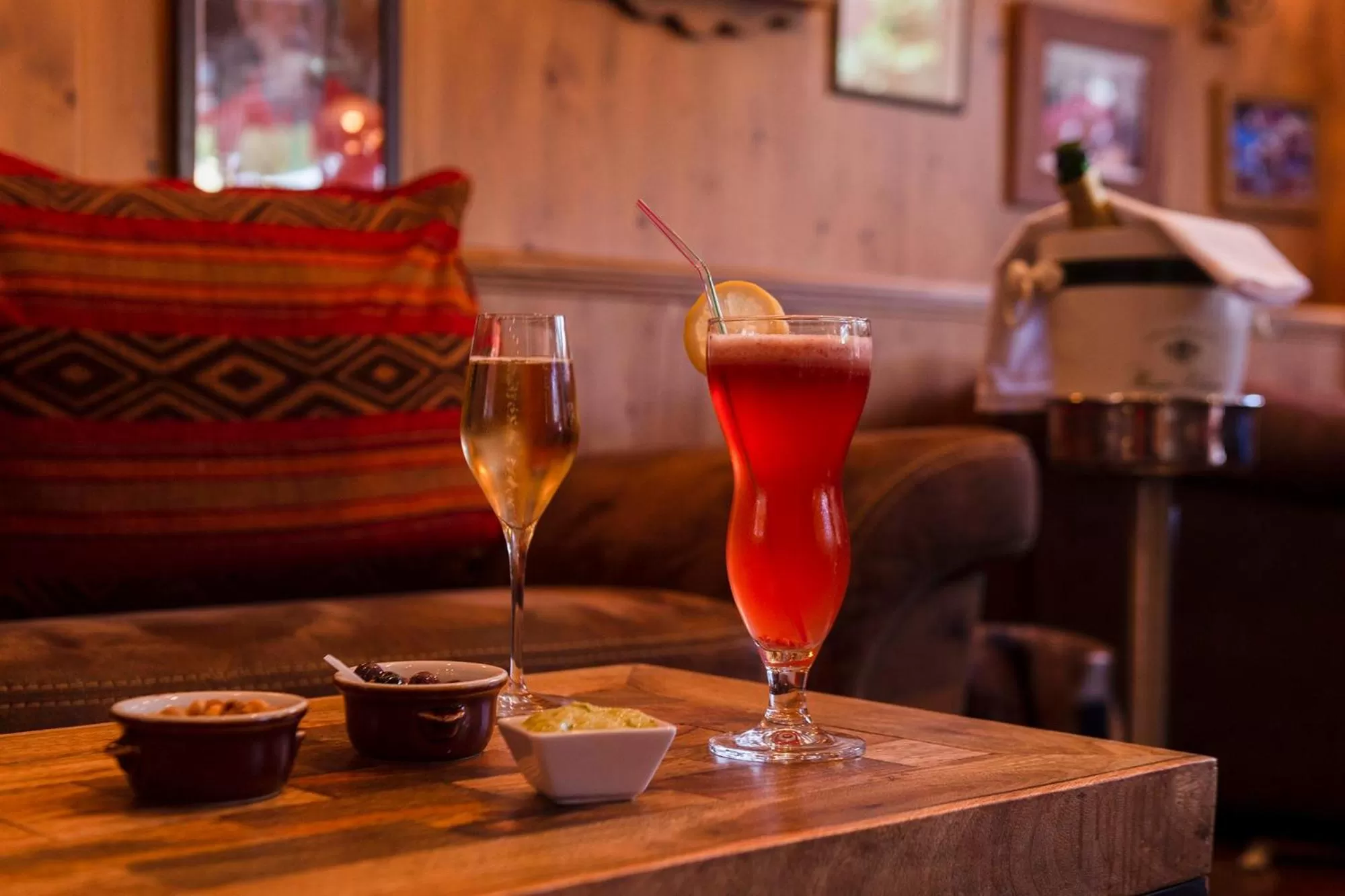 Lounge or bar in Hôtel Macchi Restaurant & Spa