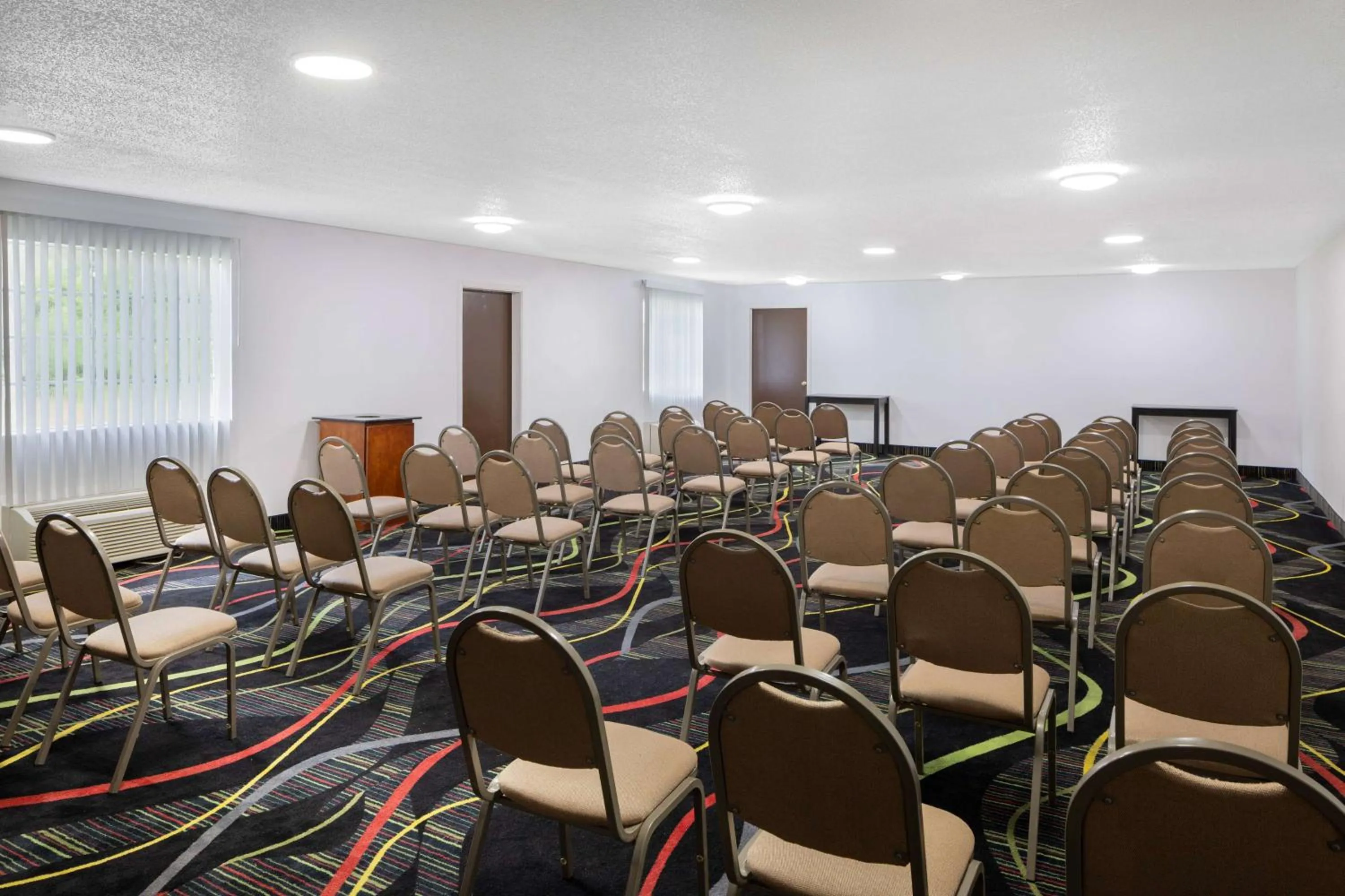 Meeting/conference room in Super 8 by Wyndham Pensacola