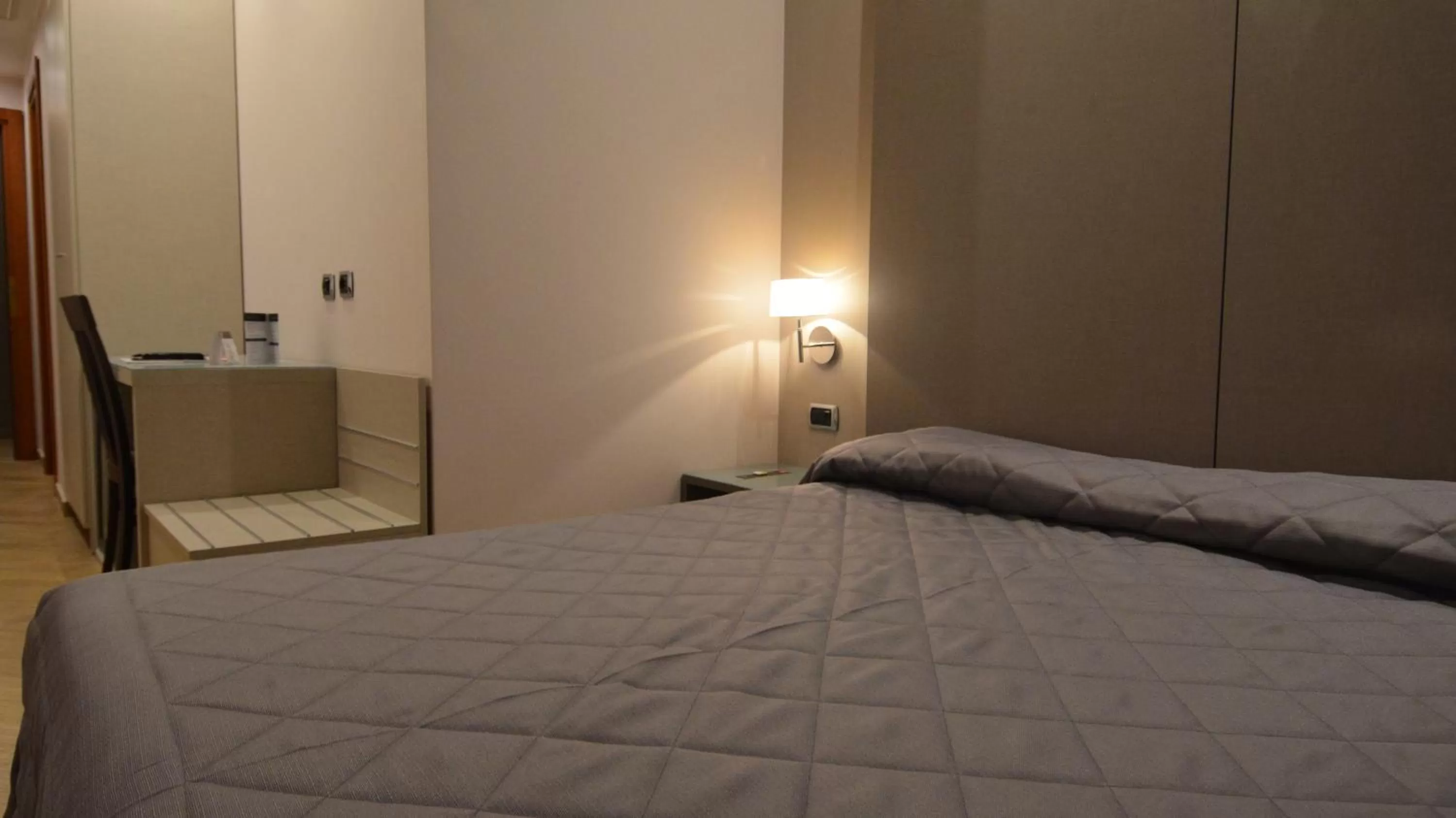 Garden, Bed in Magri's Hotel