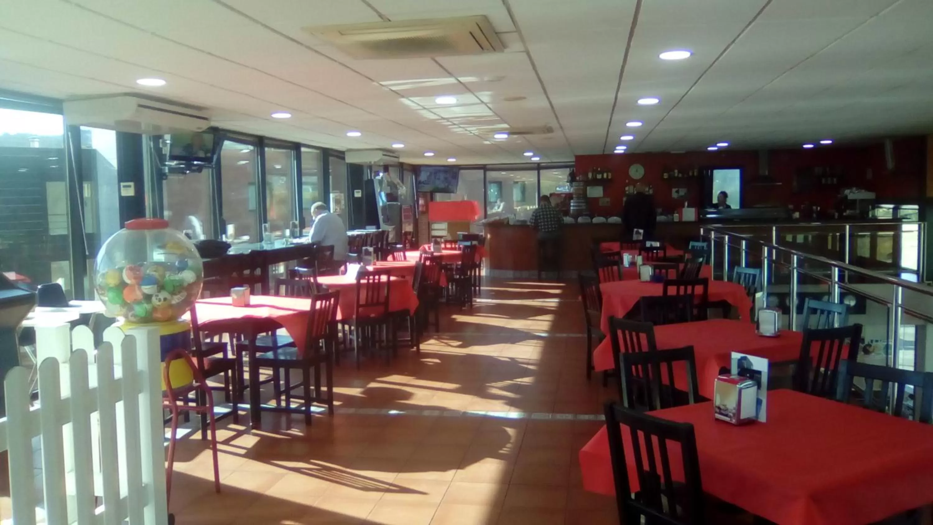 Restaurant/places to eat in Puerta de Santillana