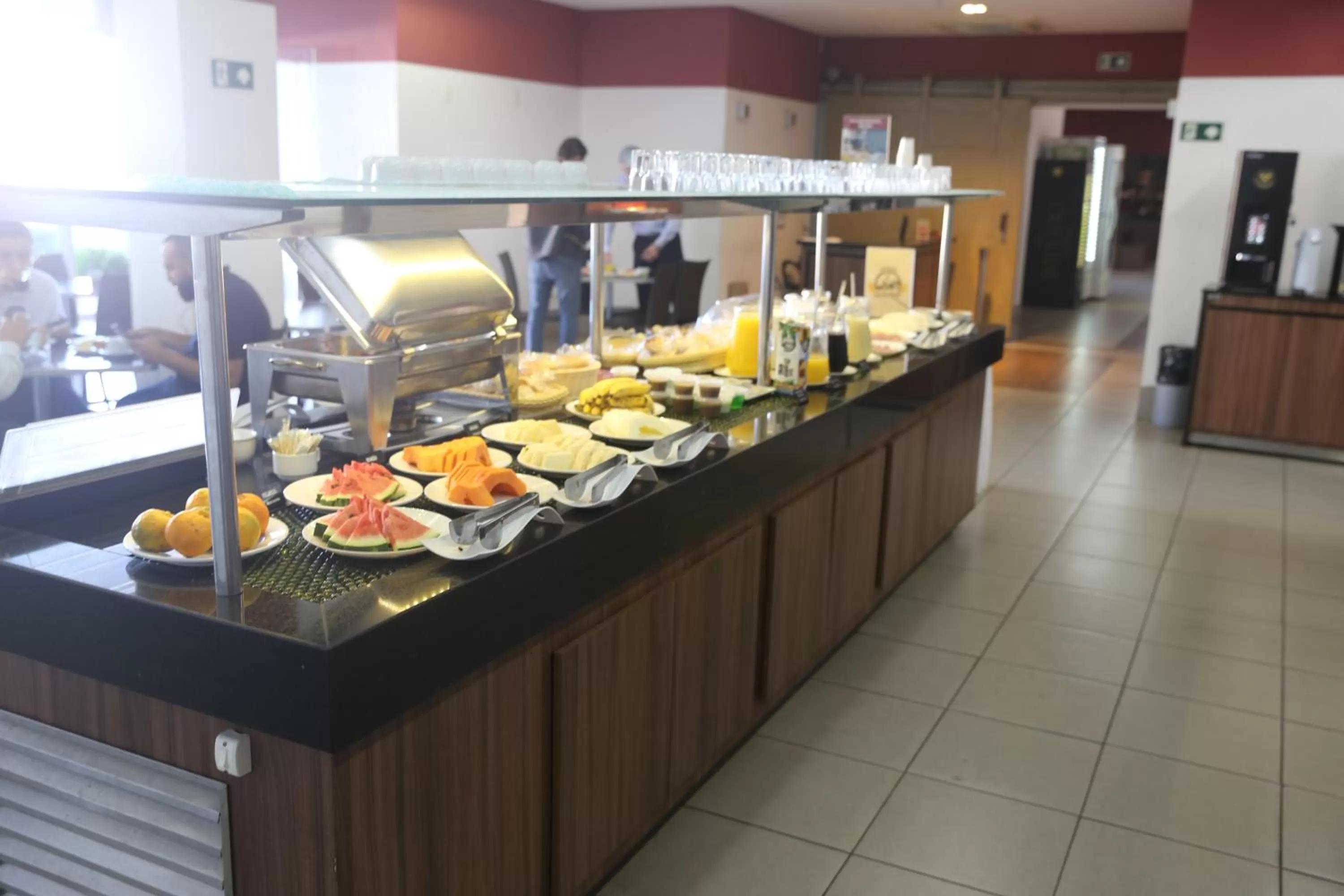 Breakfast in Stop Inn Antonio Carlos