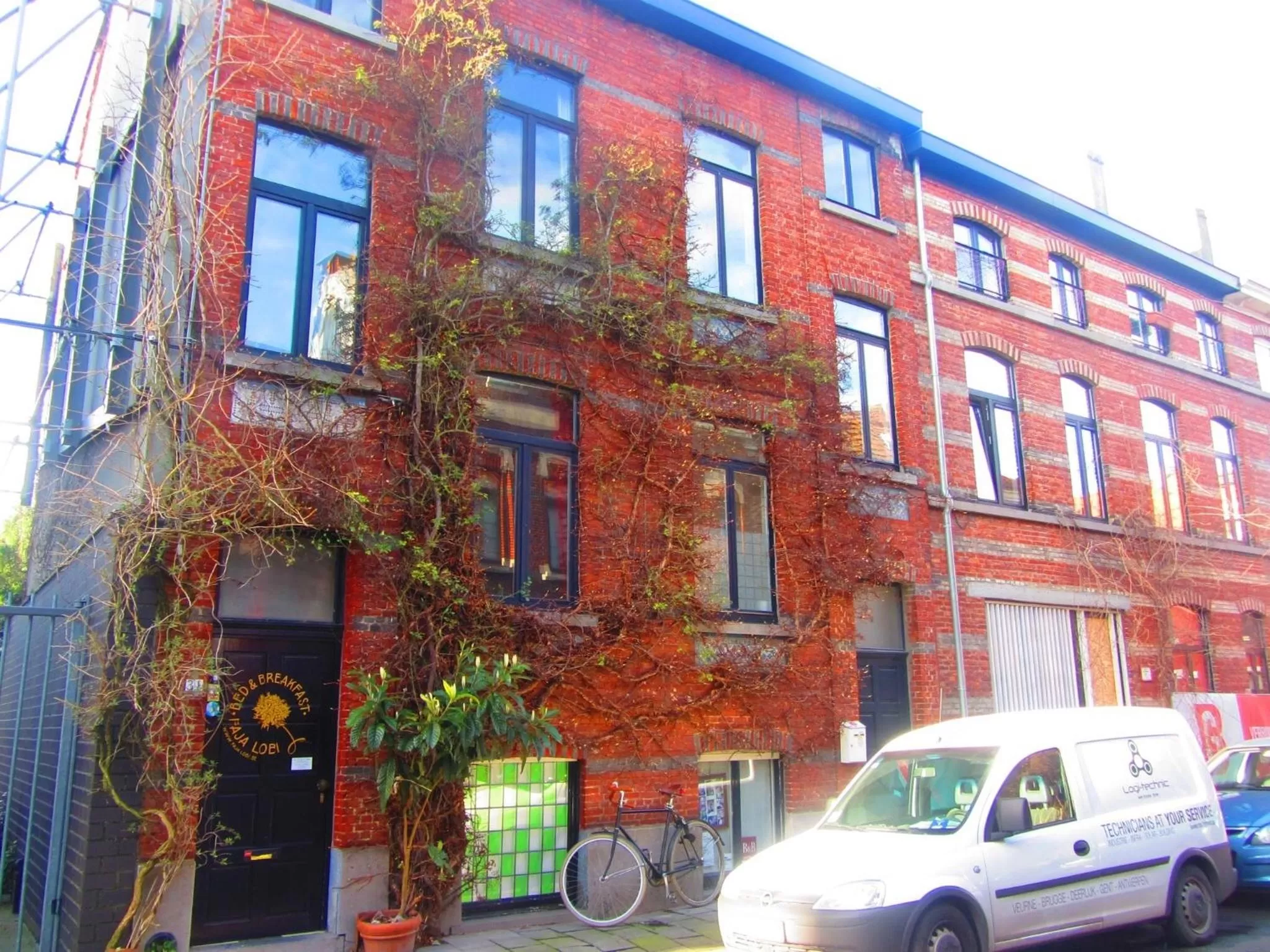 Property building in B&B Faja lobi