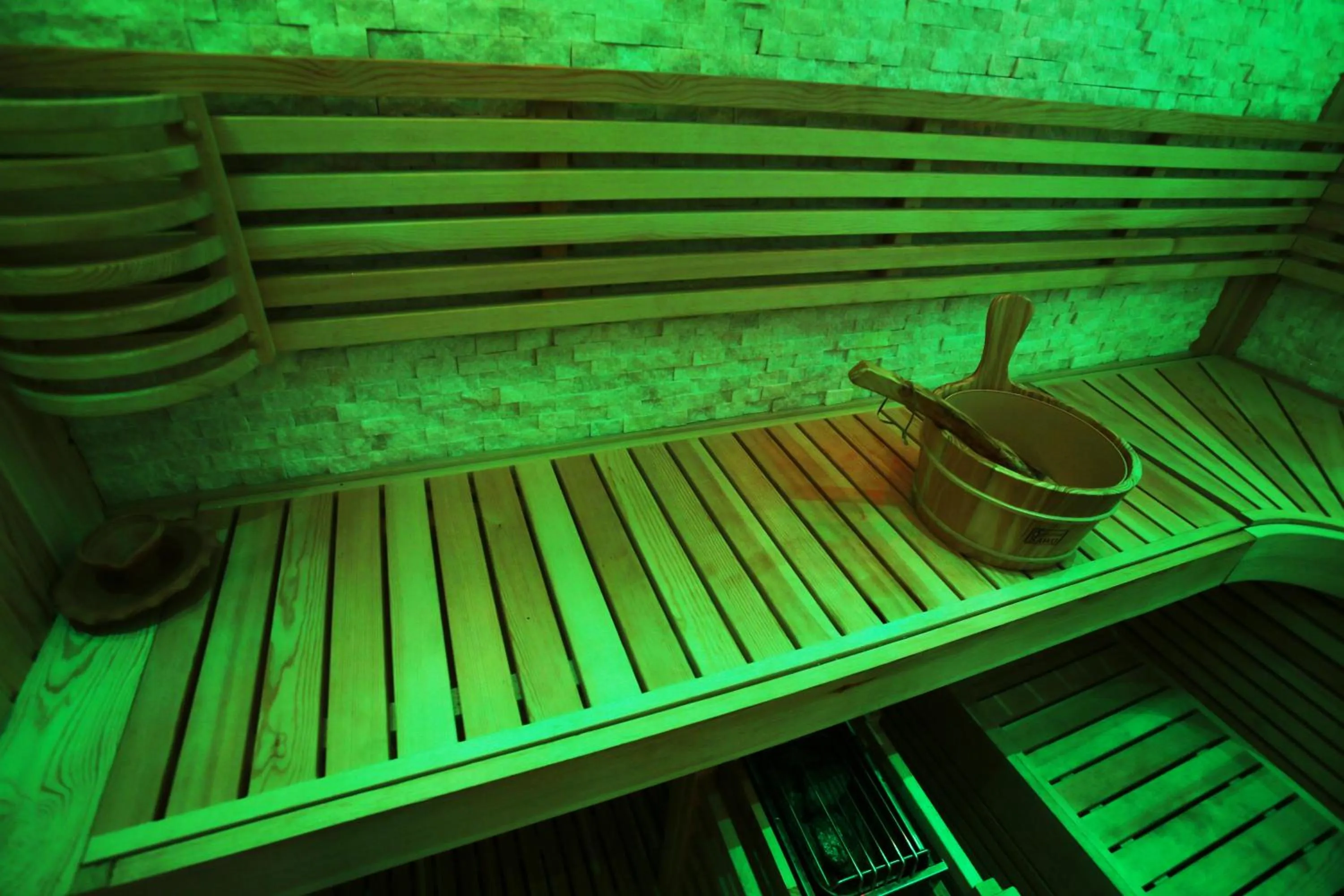 Sauna in Randholee Resort & Spa
