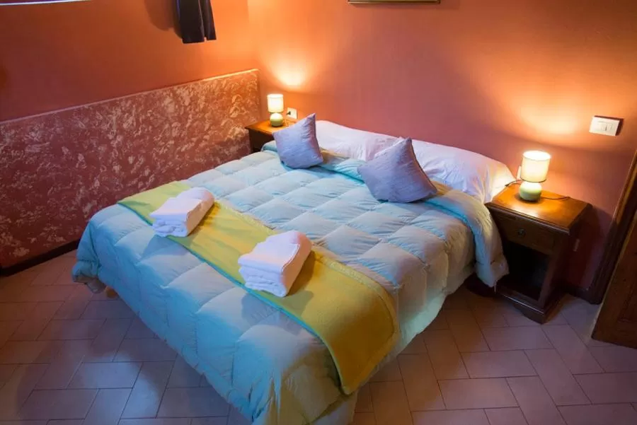 Bed in Florence Decamerone B&B