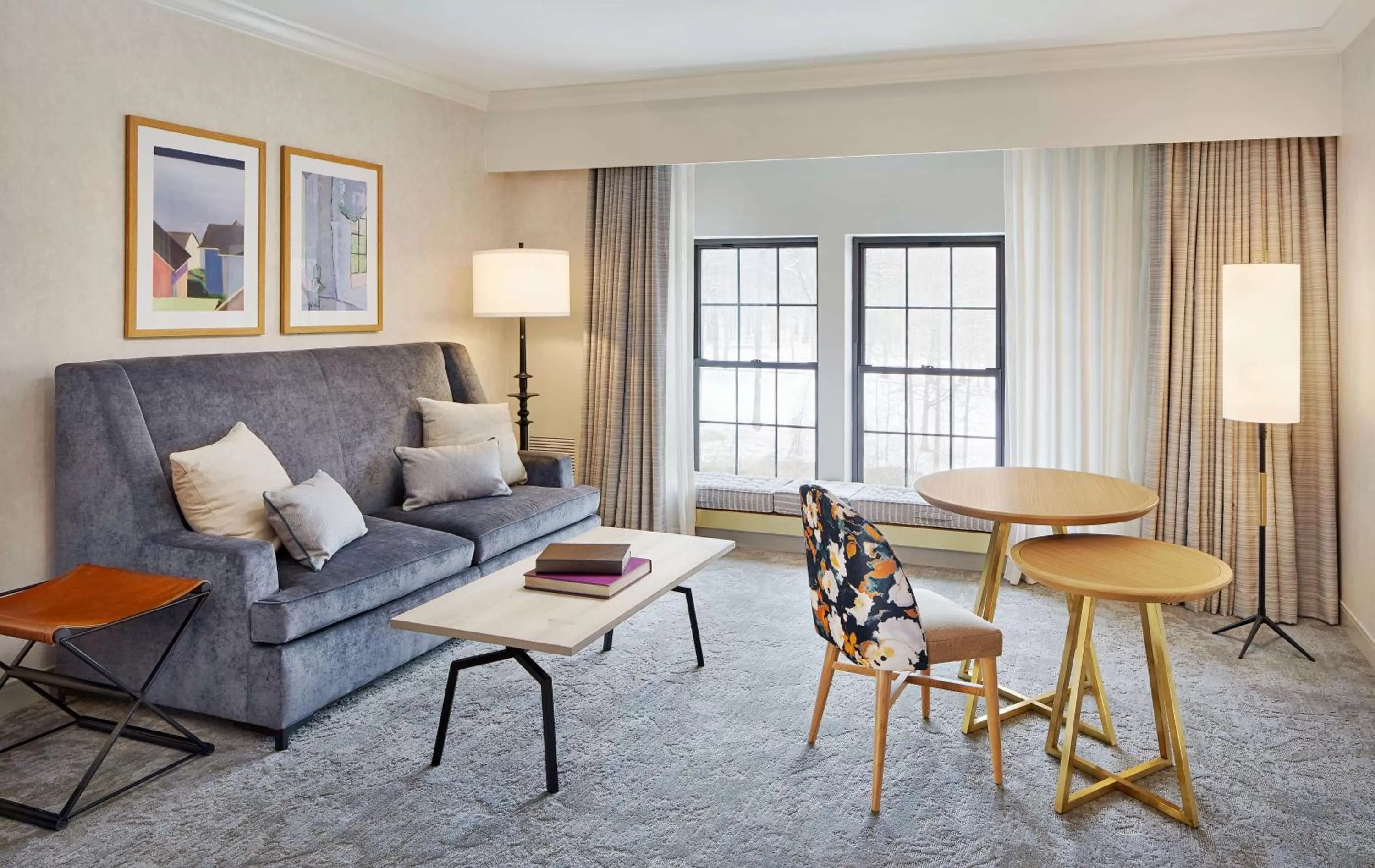 Living room in Hilton Pearl River