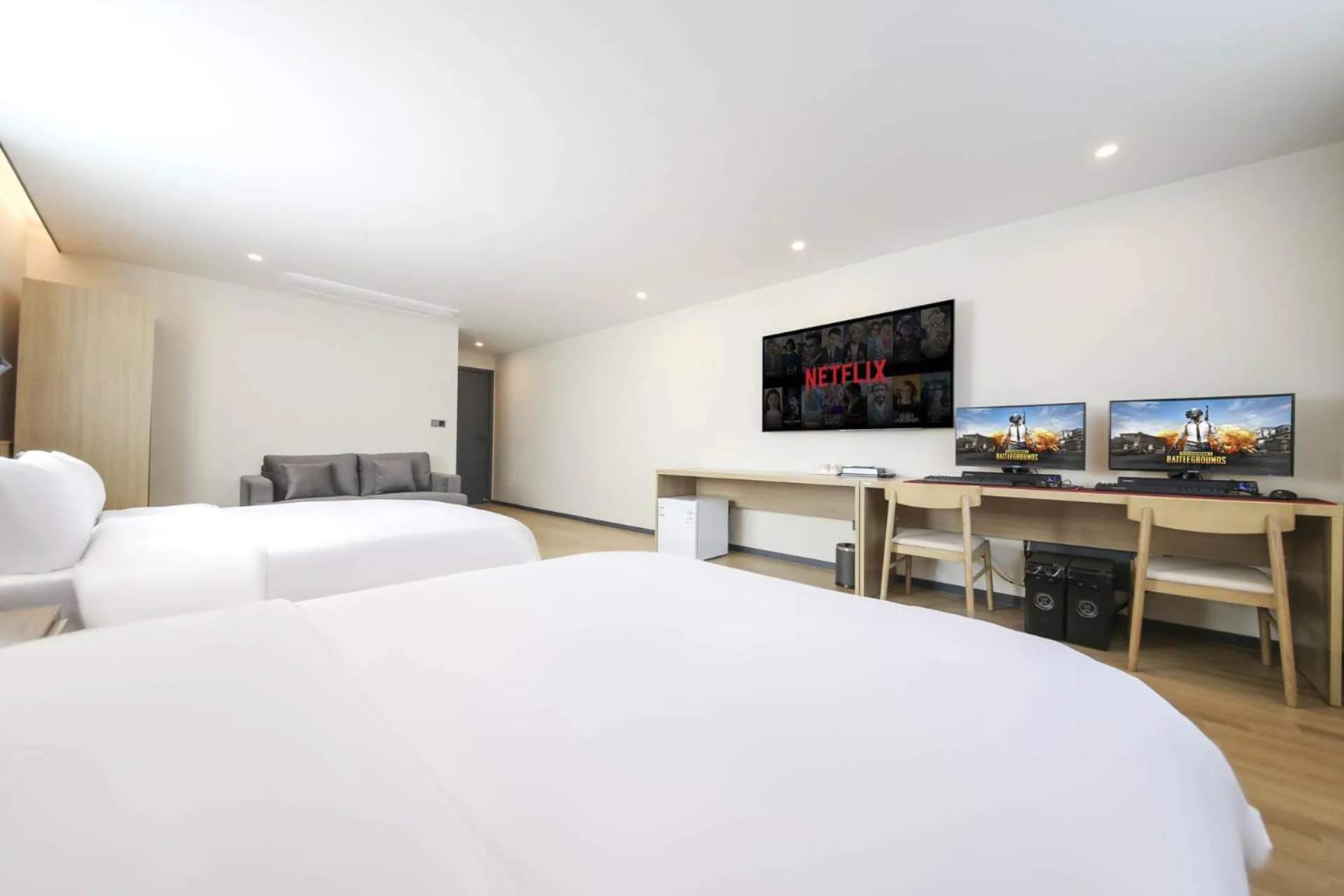 Bed in Benikea hotel