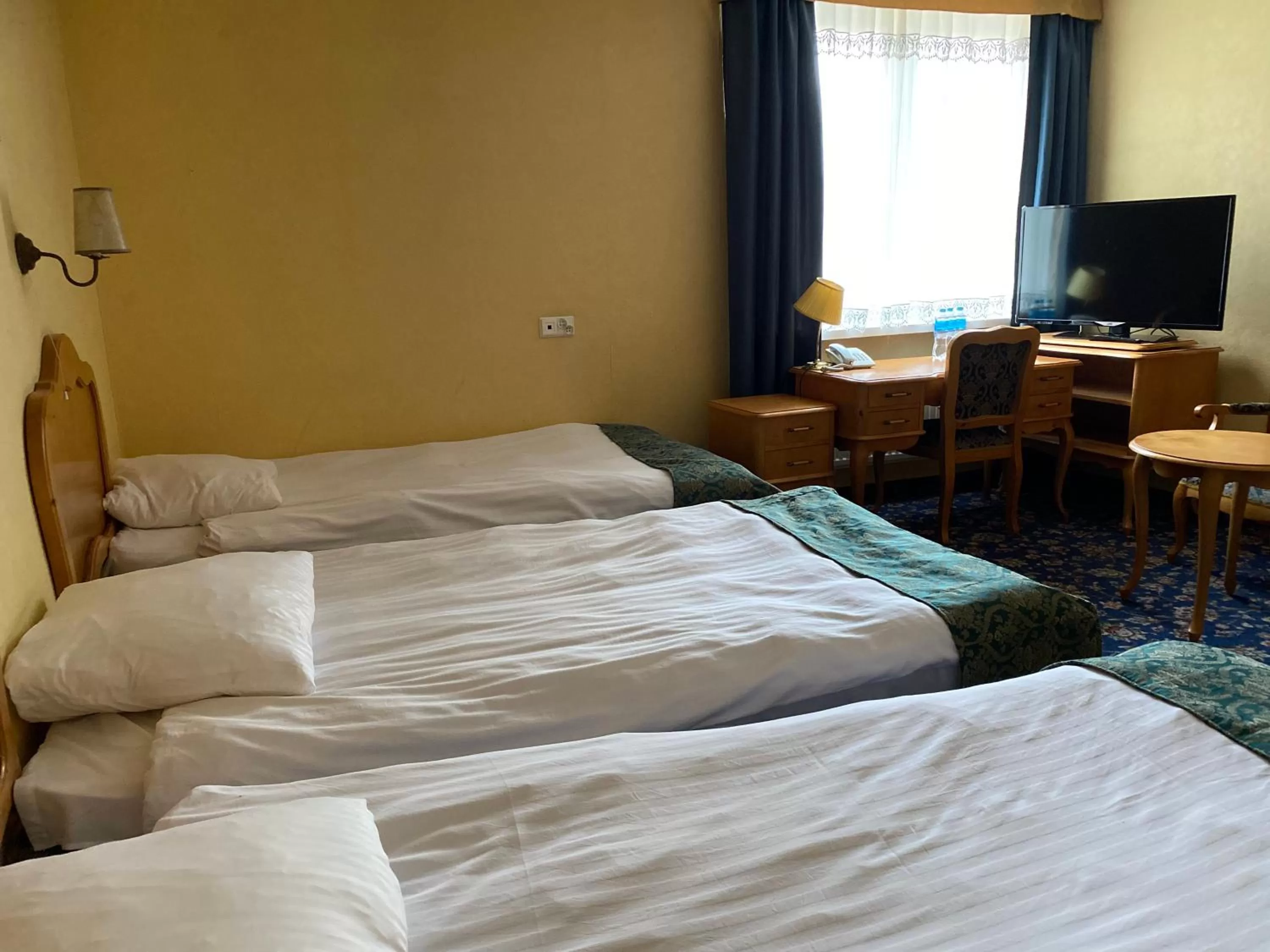 Bed in Dedek Park - historyczny dworek w pięknym Parku Skaryszewskim obok Stadionu Narodowego