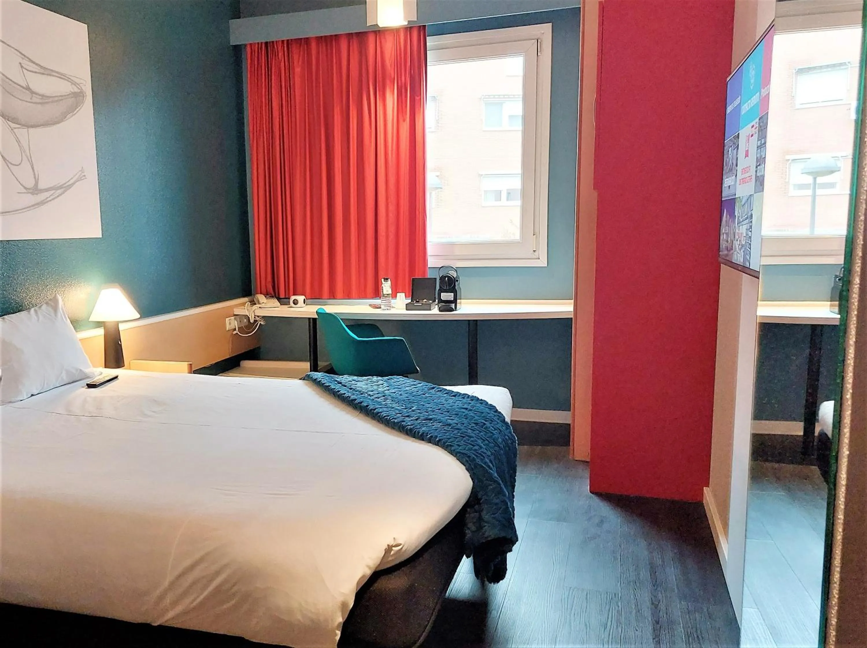 Bedroom, Bed in Ibis Madrid Getafe