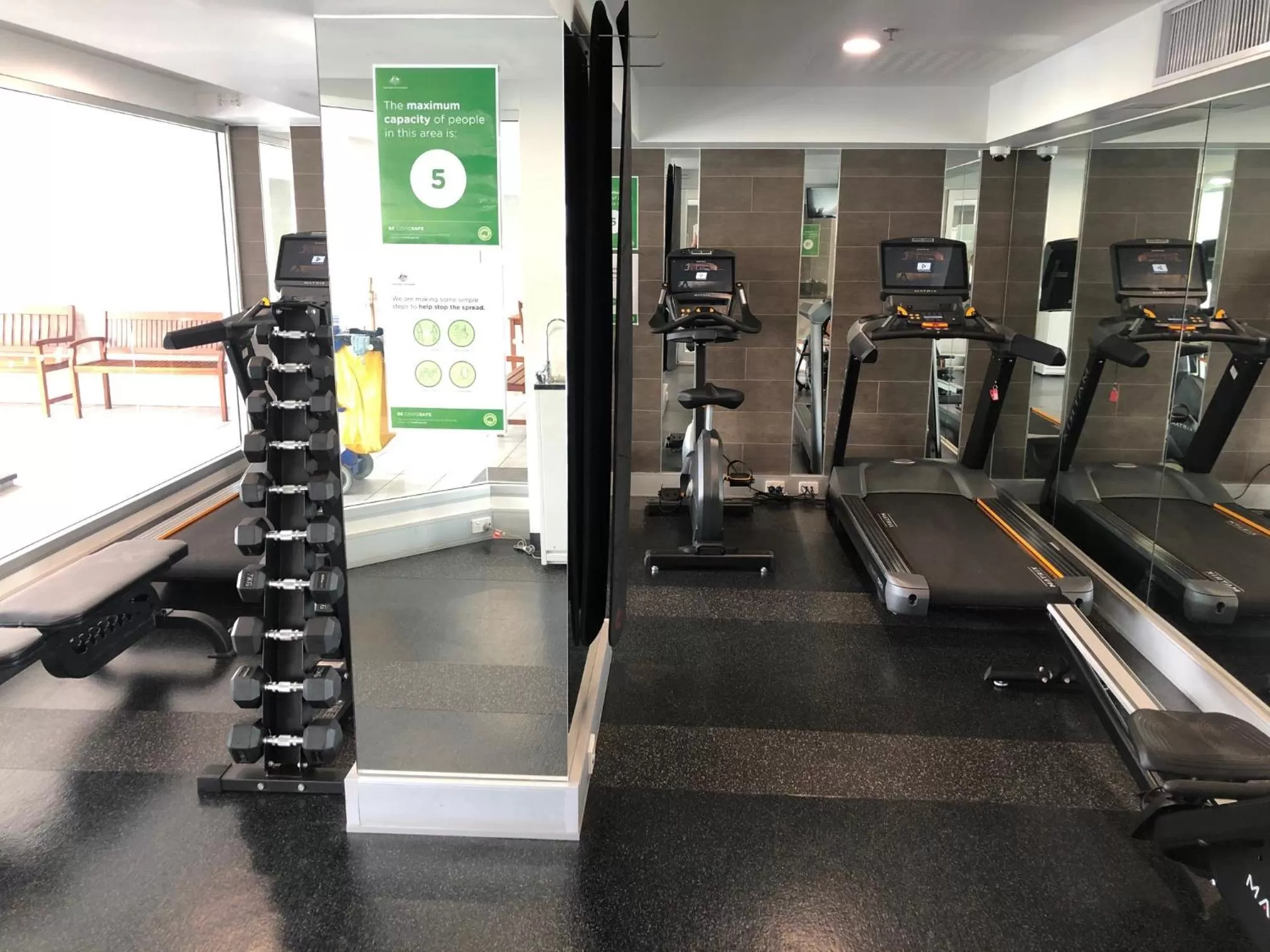 Fitness centre/facilities in Oaks Adelaide Embassy Suites
