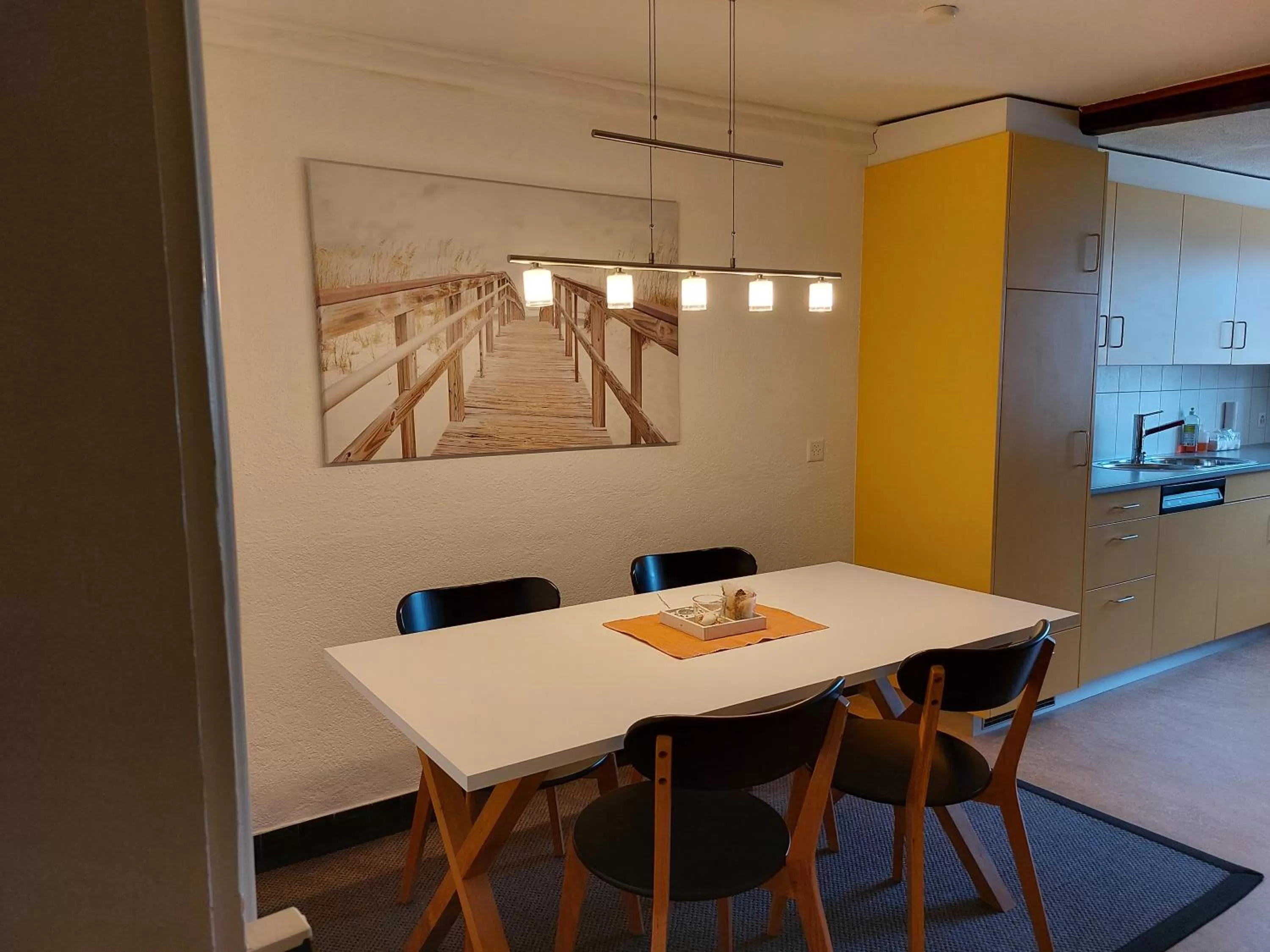 Kitchen or kitchenette, Dining Area in BnB Elsenerhaus