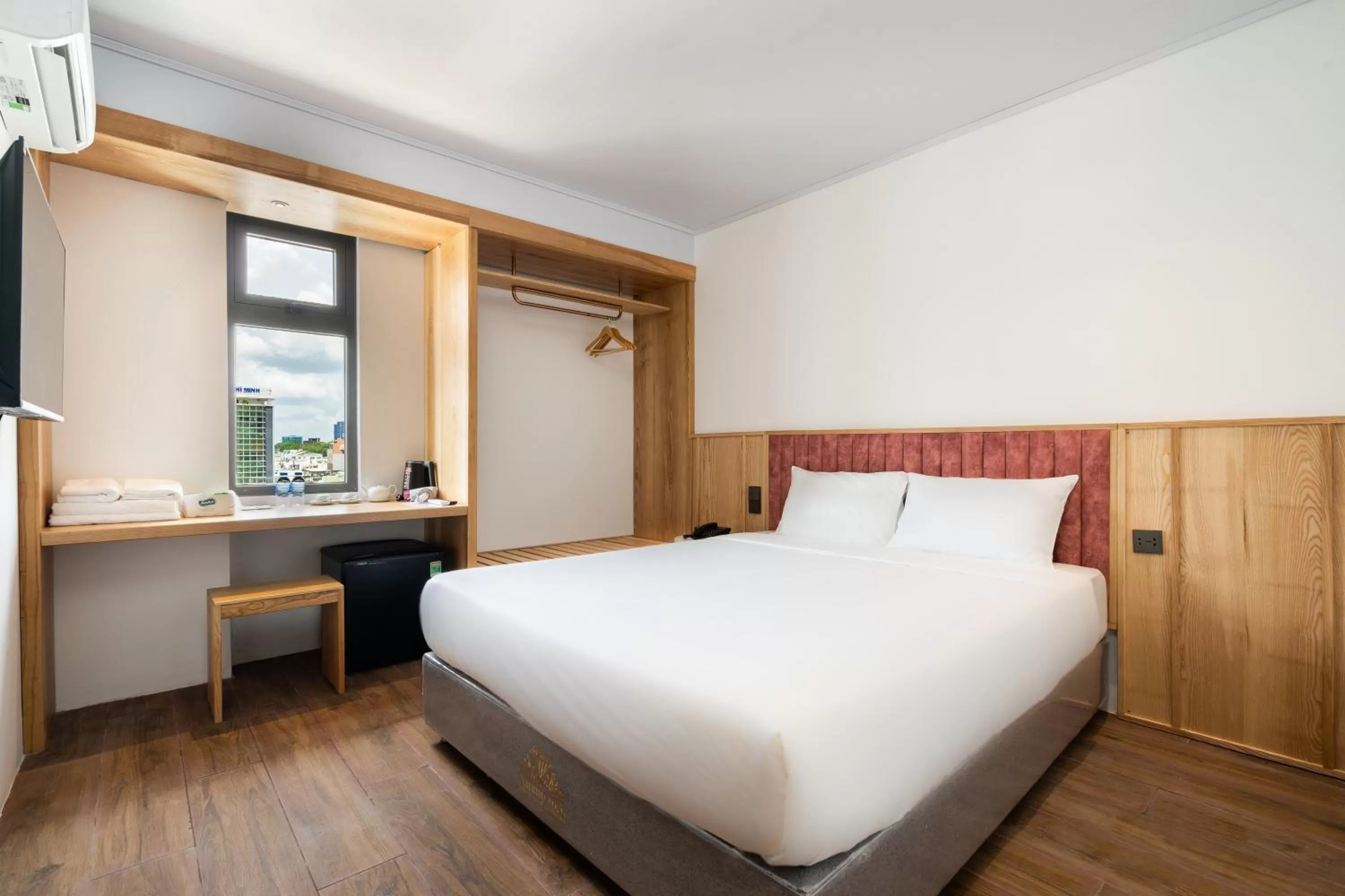 Bed in Haven Hut Hotel