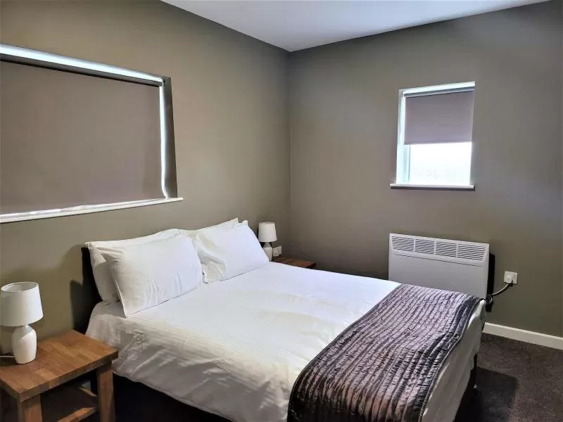 Bed in The Oakwood Hotel