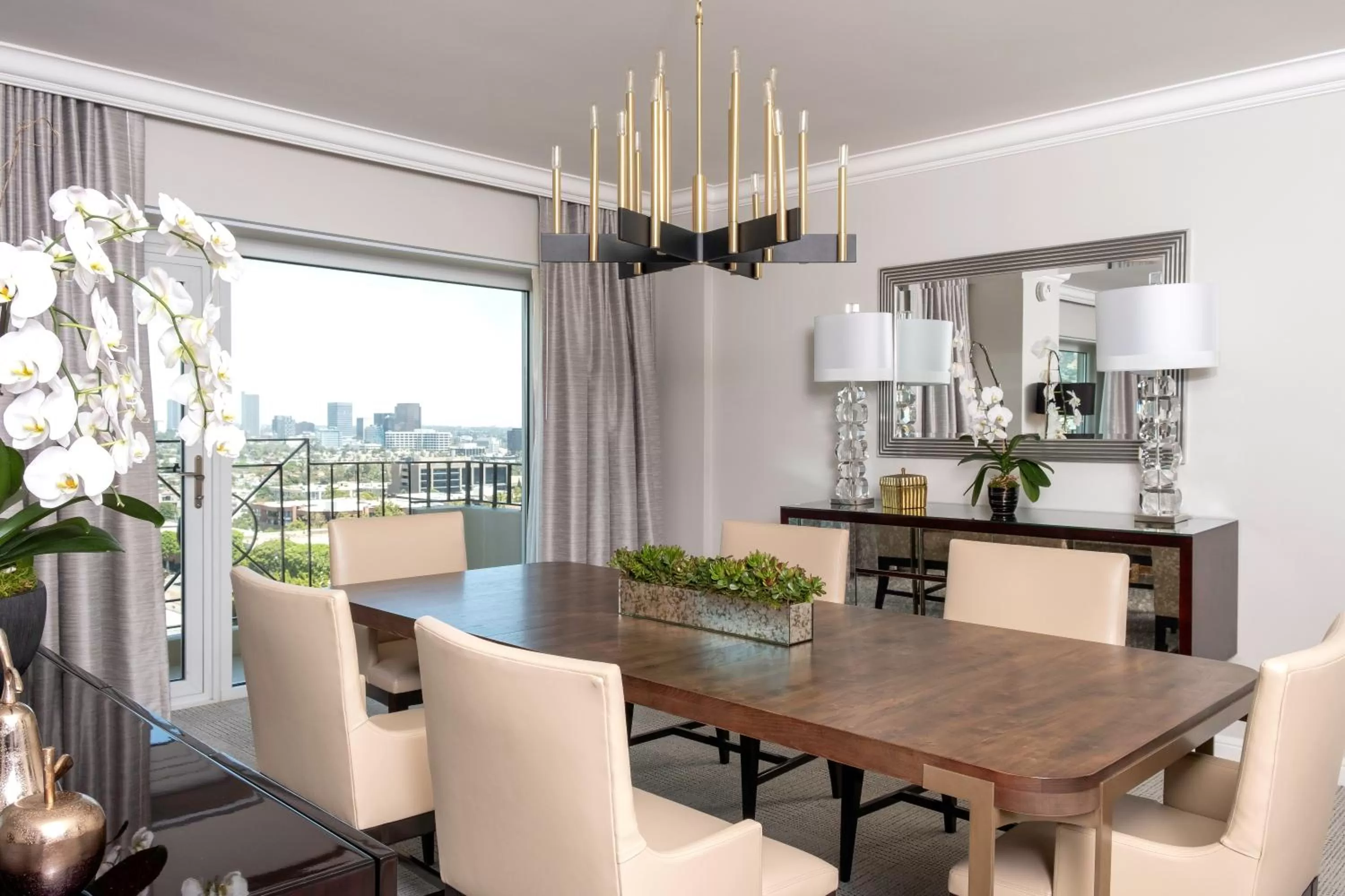 Photo of the whole room in Four Seasons Hotel Los Angeles at Beverly Hills