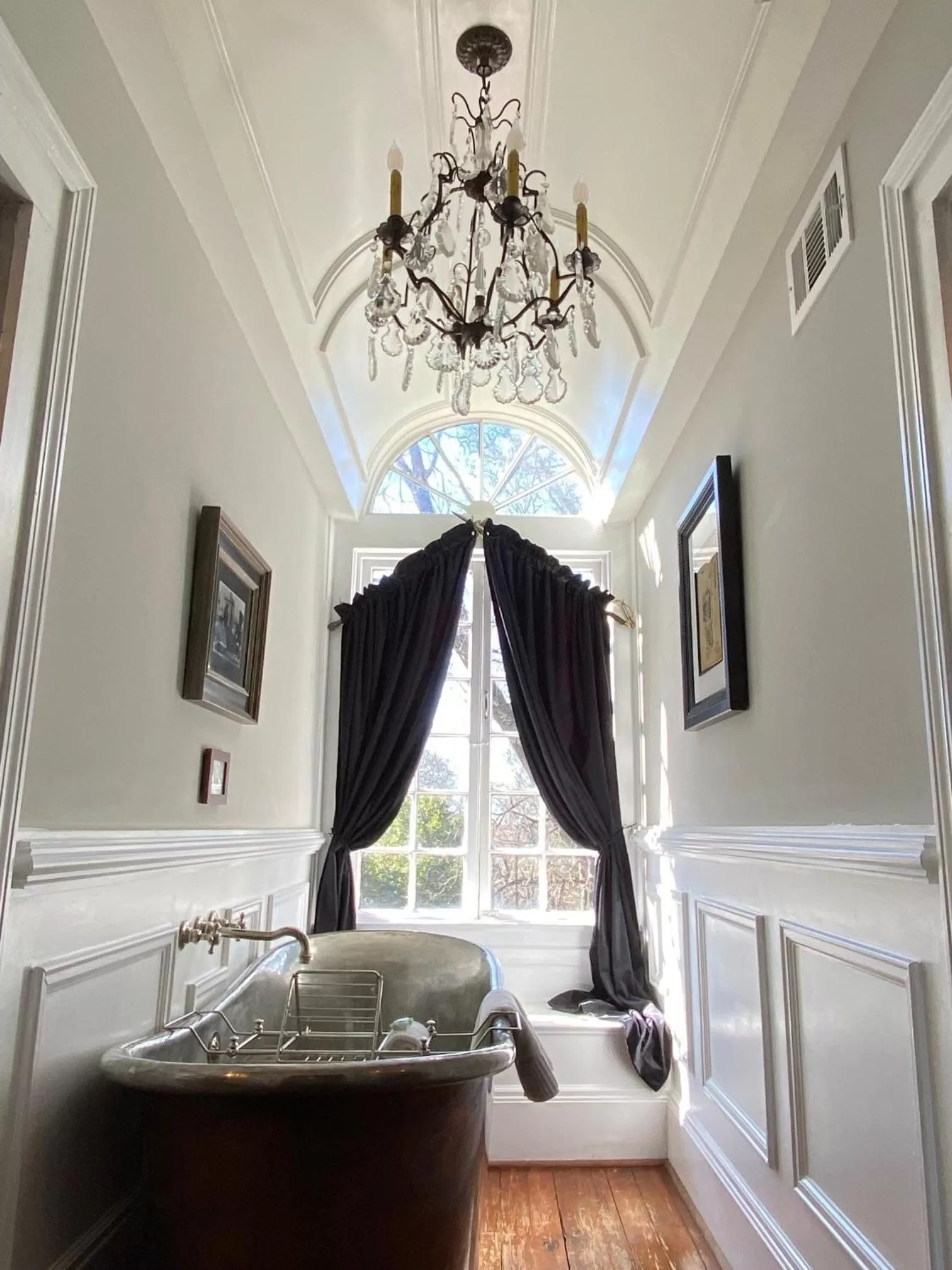 The Twelve Oaks Bed & Breakfast