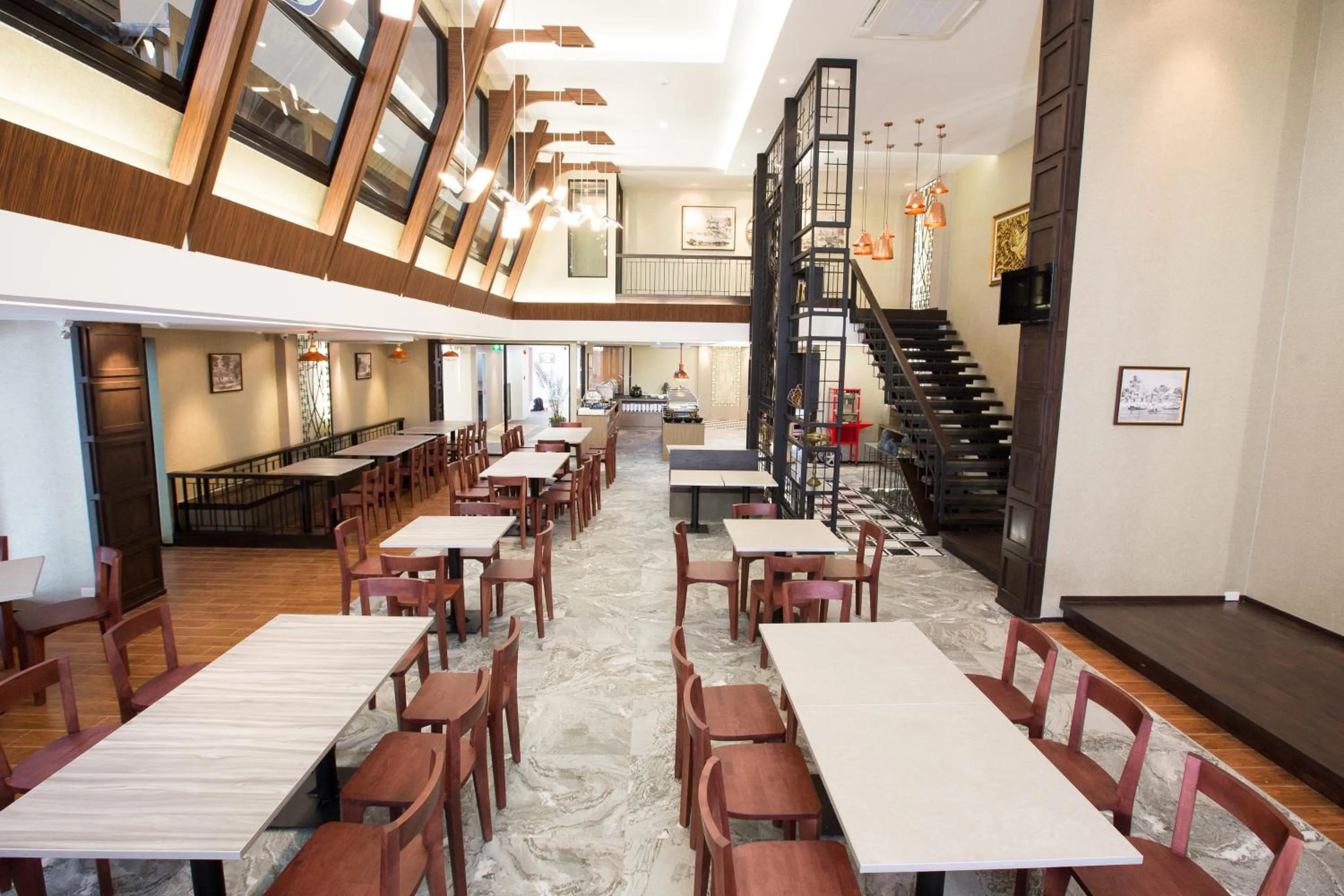 Restaurant/places to eat in Villa Baron SHA PLUS