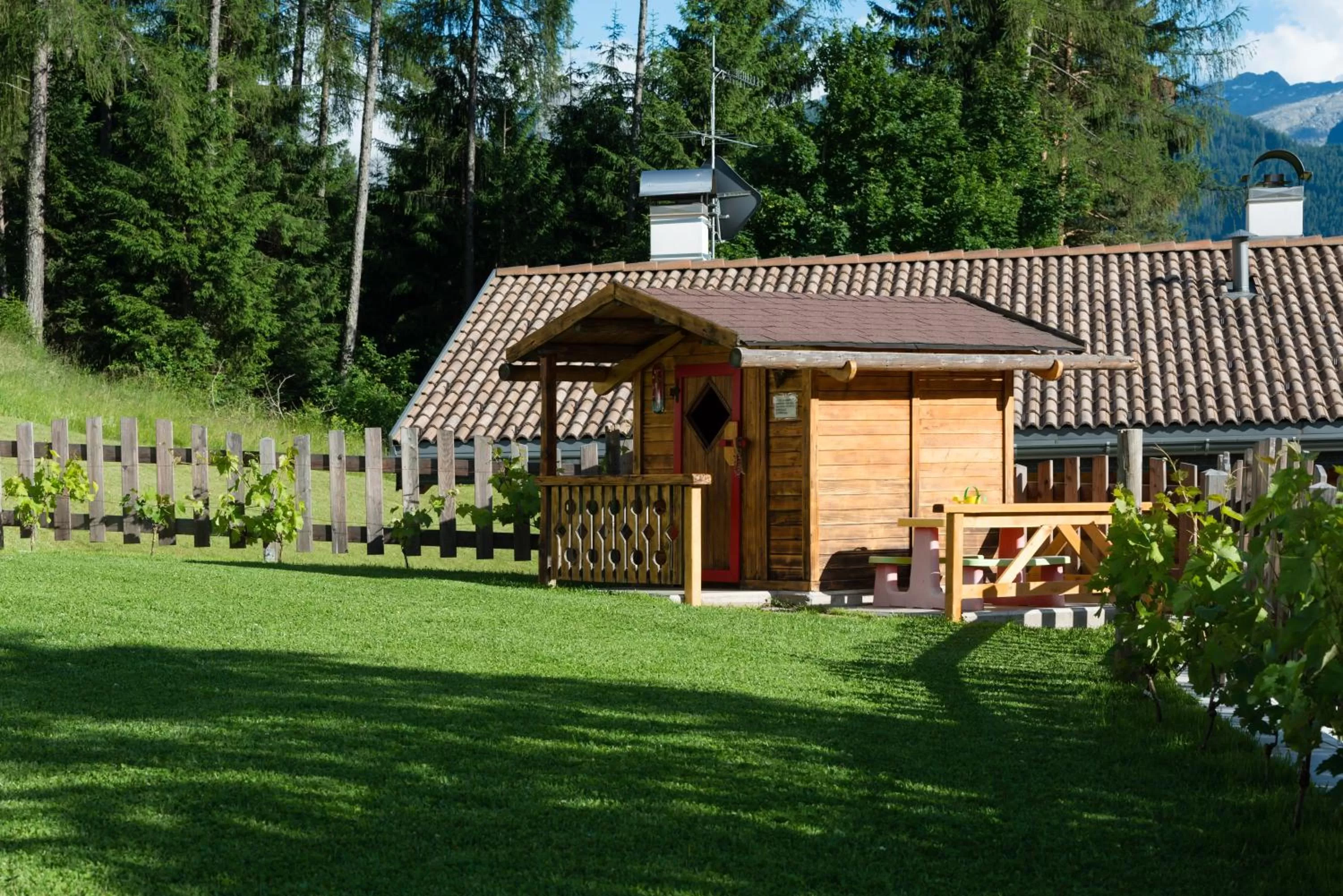 Children play ground in FORESTO holiday apartments
