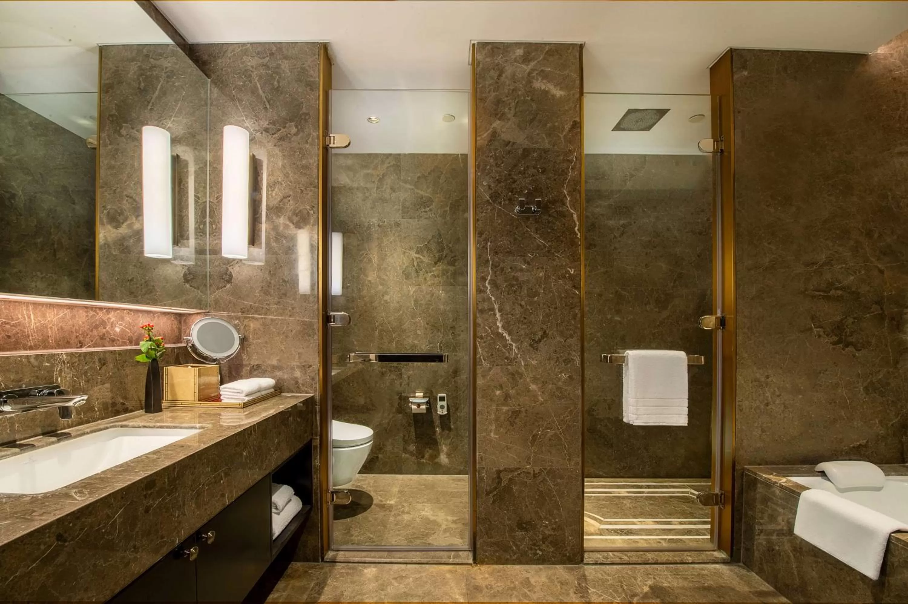 Bathroom in Conrad Tianjin