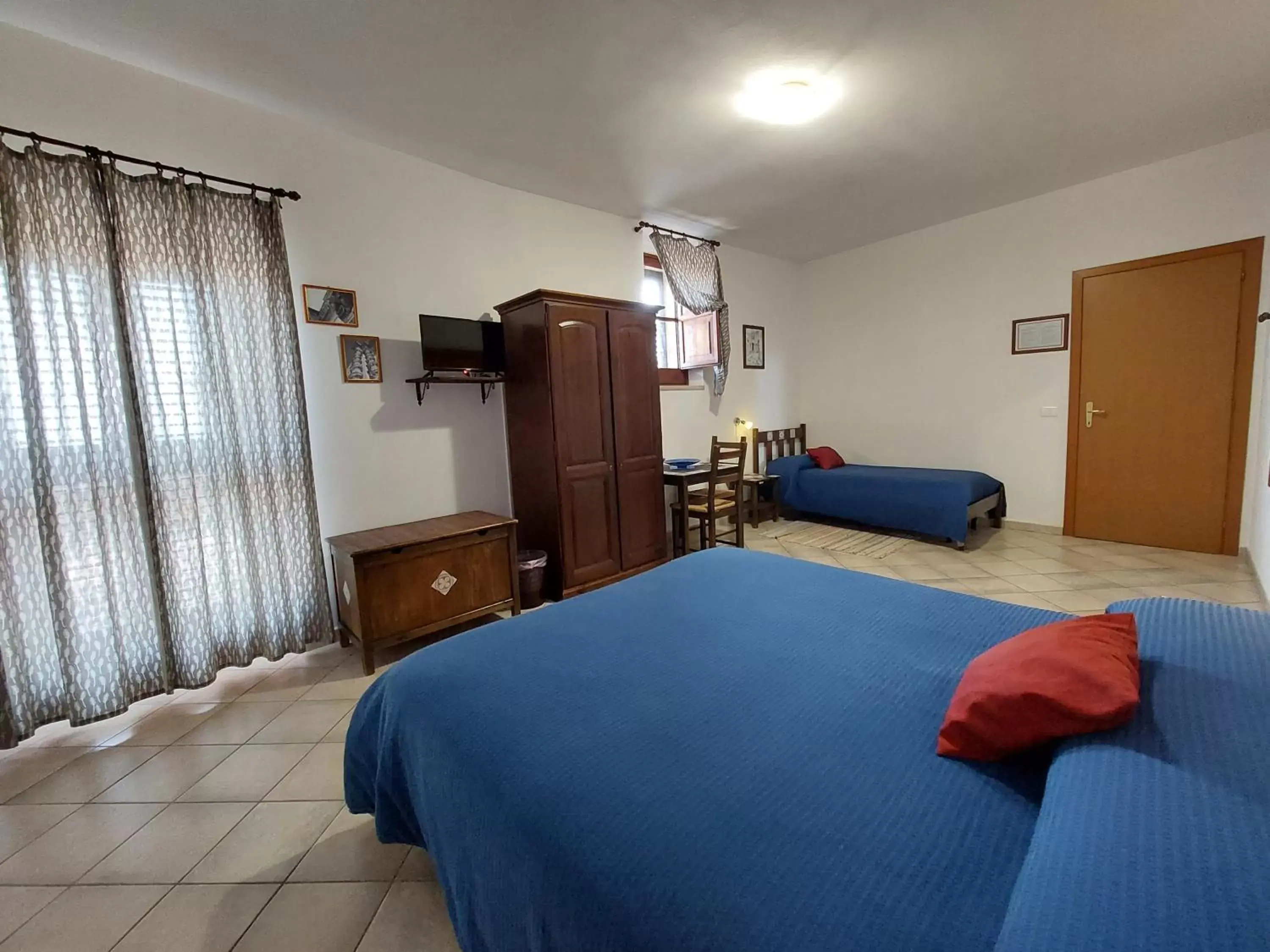 Superior Triple Room in Cloris Guest House Superior Triple Room in Cloris Guest House